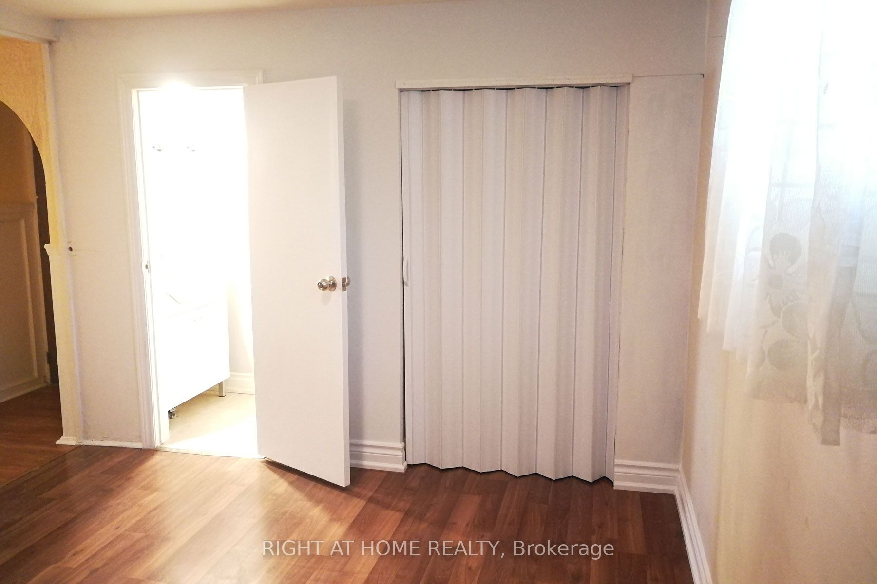 51 Wilkinson Drive Lower, Toronto, ON M2J 3Z6 photo 3