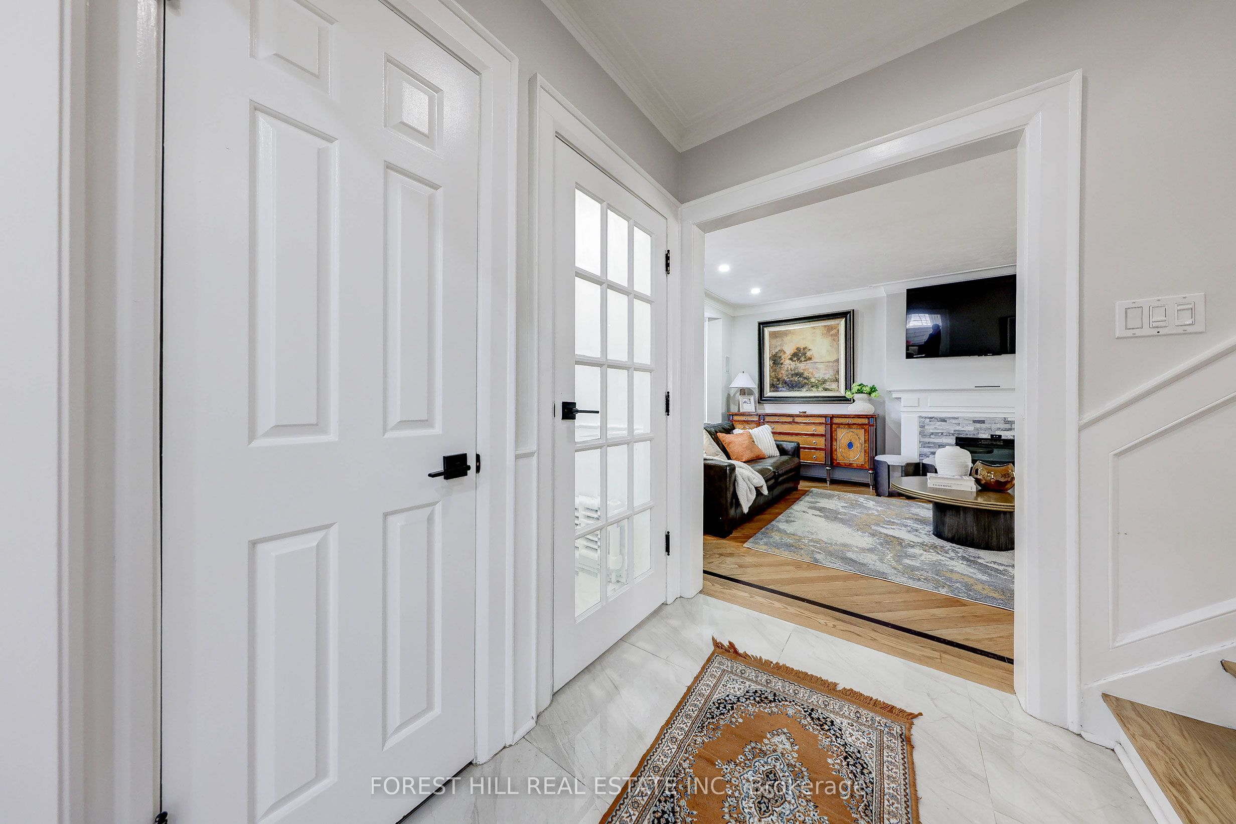 607 Spadina Road, Toronto, ON M5P 2X1 photo 3