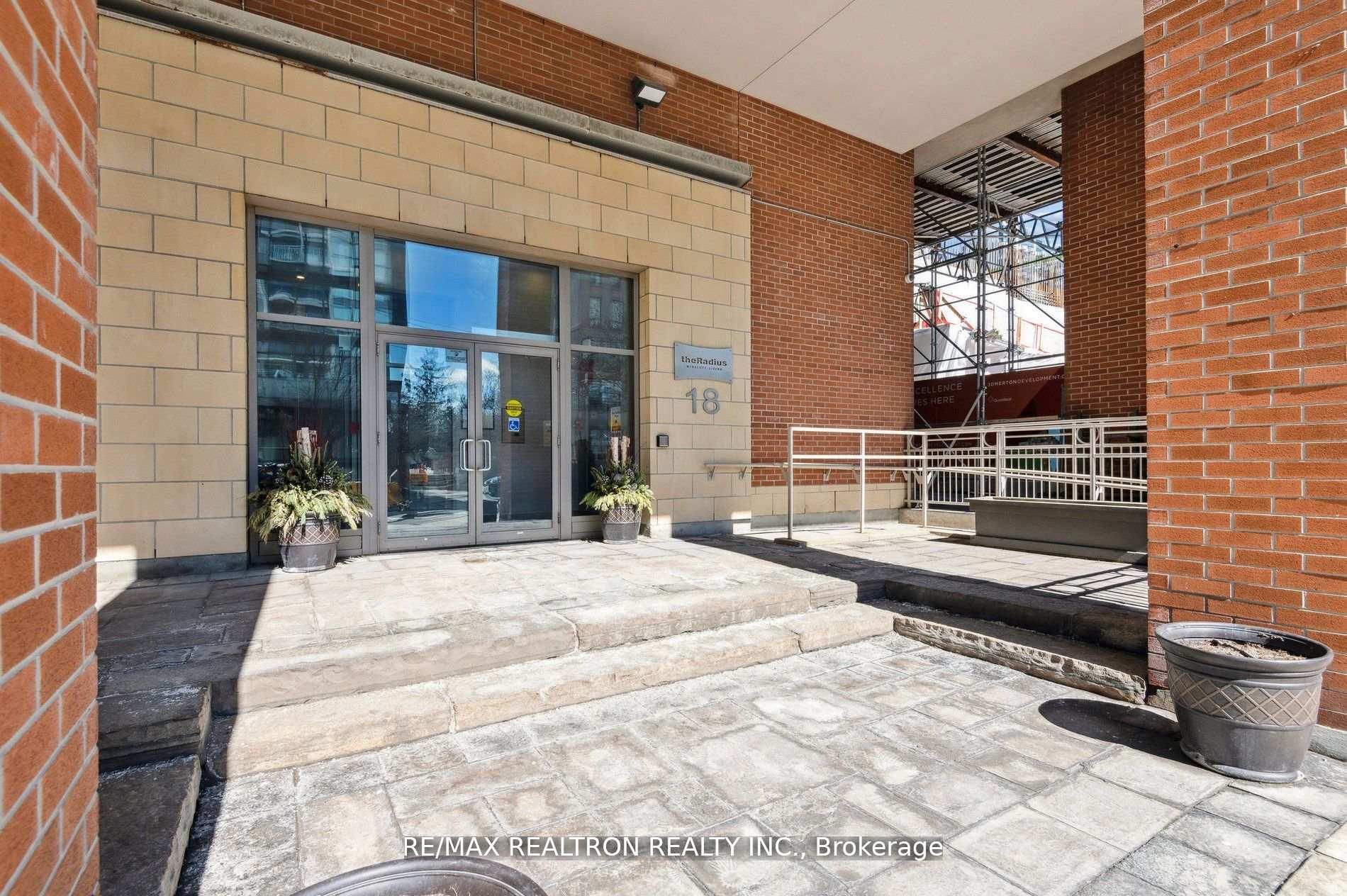 18 Merton Street 906, Toronto, ON M4S 3G9 photo 2