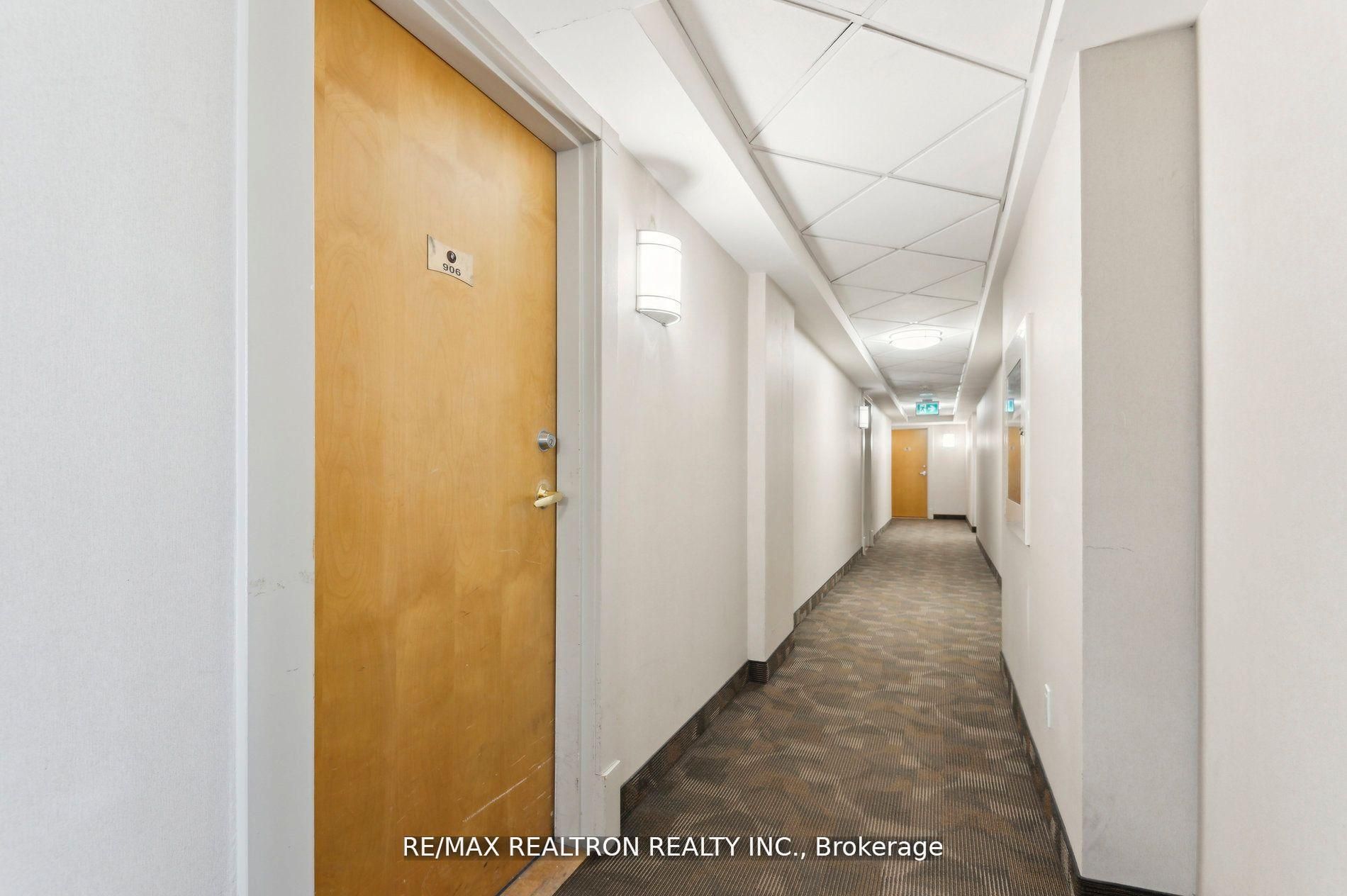 18 Merton Street 906, Toronto, ON M4S 3G9 photo 4