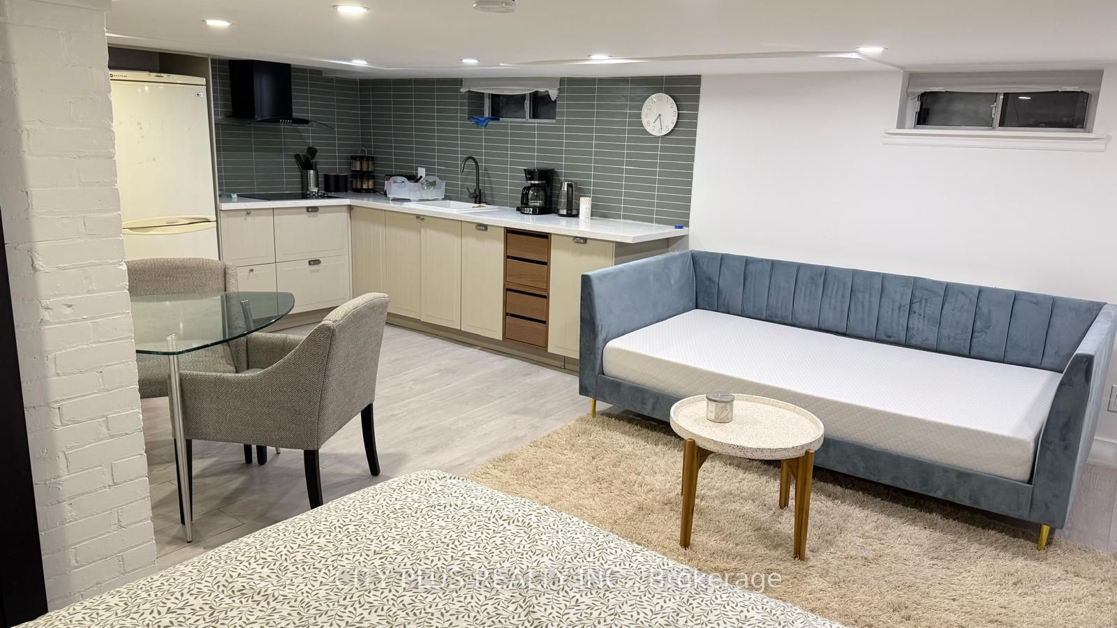 1184 Avenue Road Basement, Toronto, ON M5N 2G1