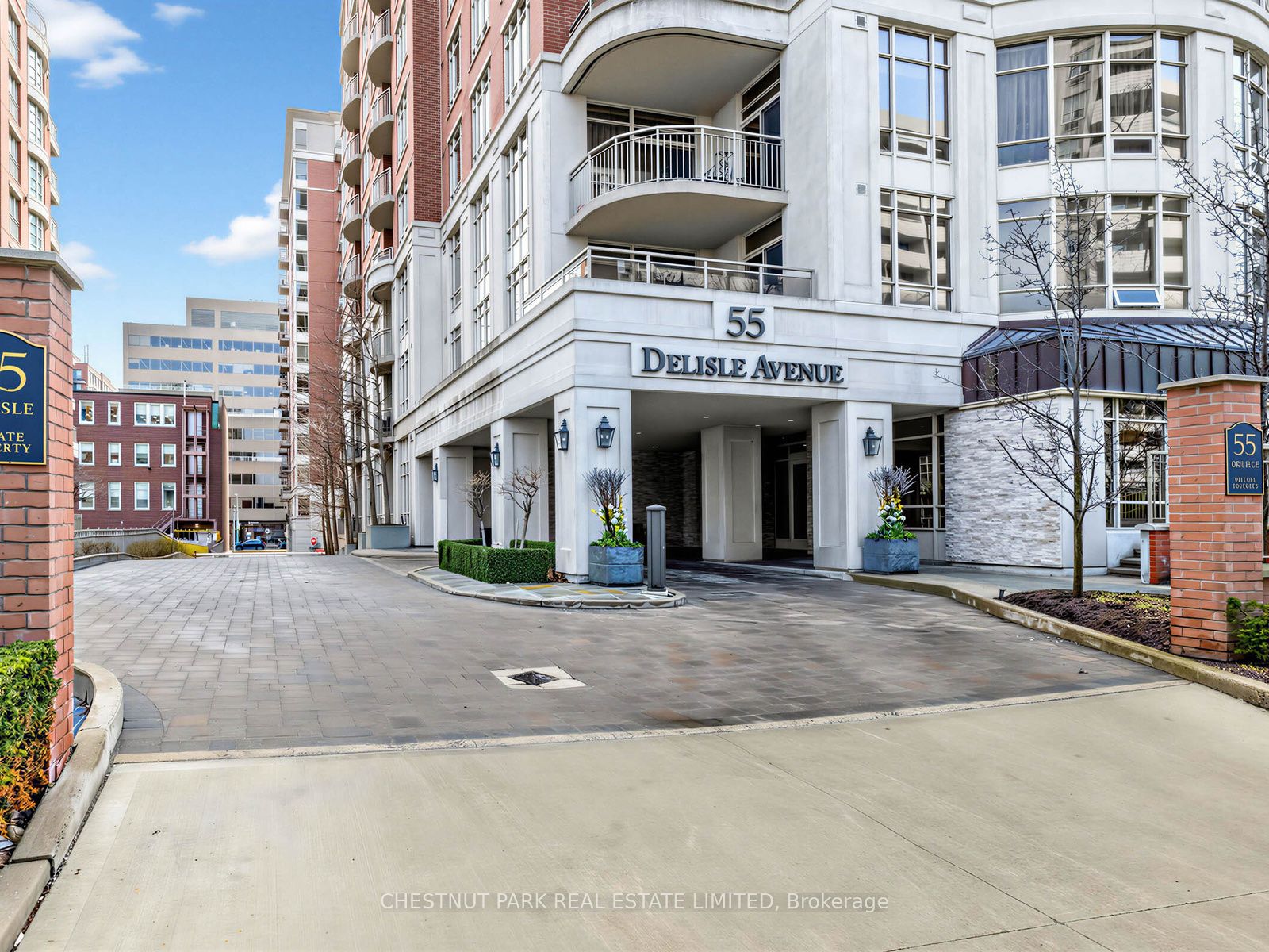 55 Delisle Avenue 901, Toronto, ON M4V 1S8 photo 3