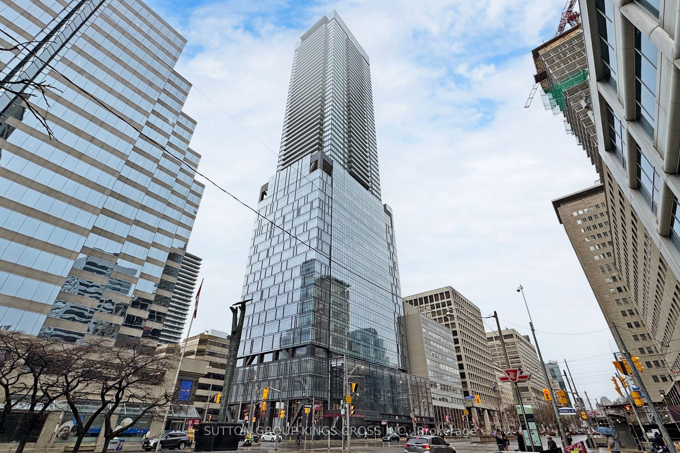 488 University Avenue 3901, Toronto, ON M5G 0C1 photo 2