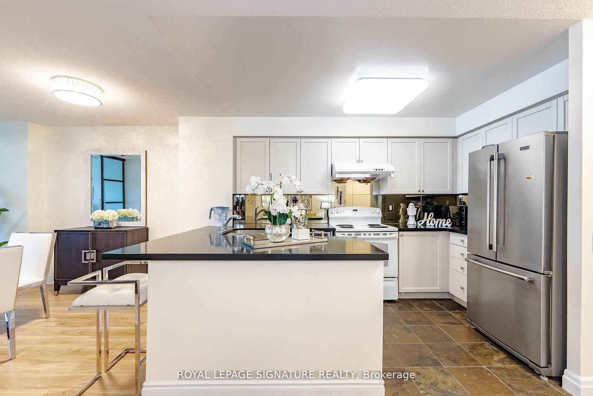 21 Hillcrest Avenue 209, Toronto, ON M2N 7K2 photo 3