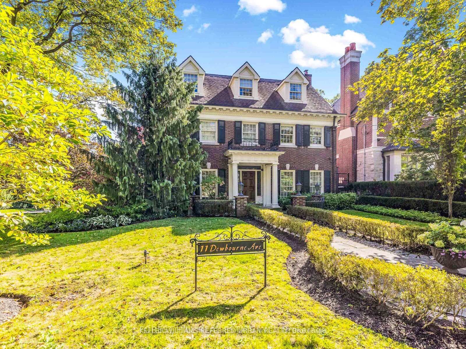 11 Dewbourne Avenue, Toronto, ON M5P 1Z3 photo 2