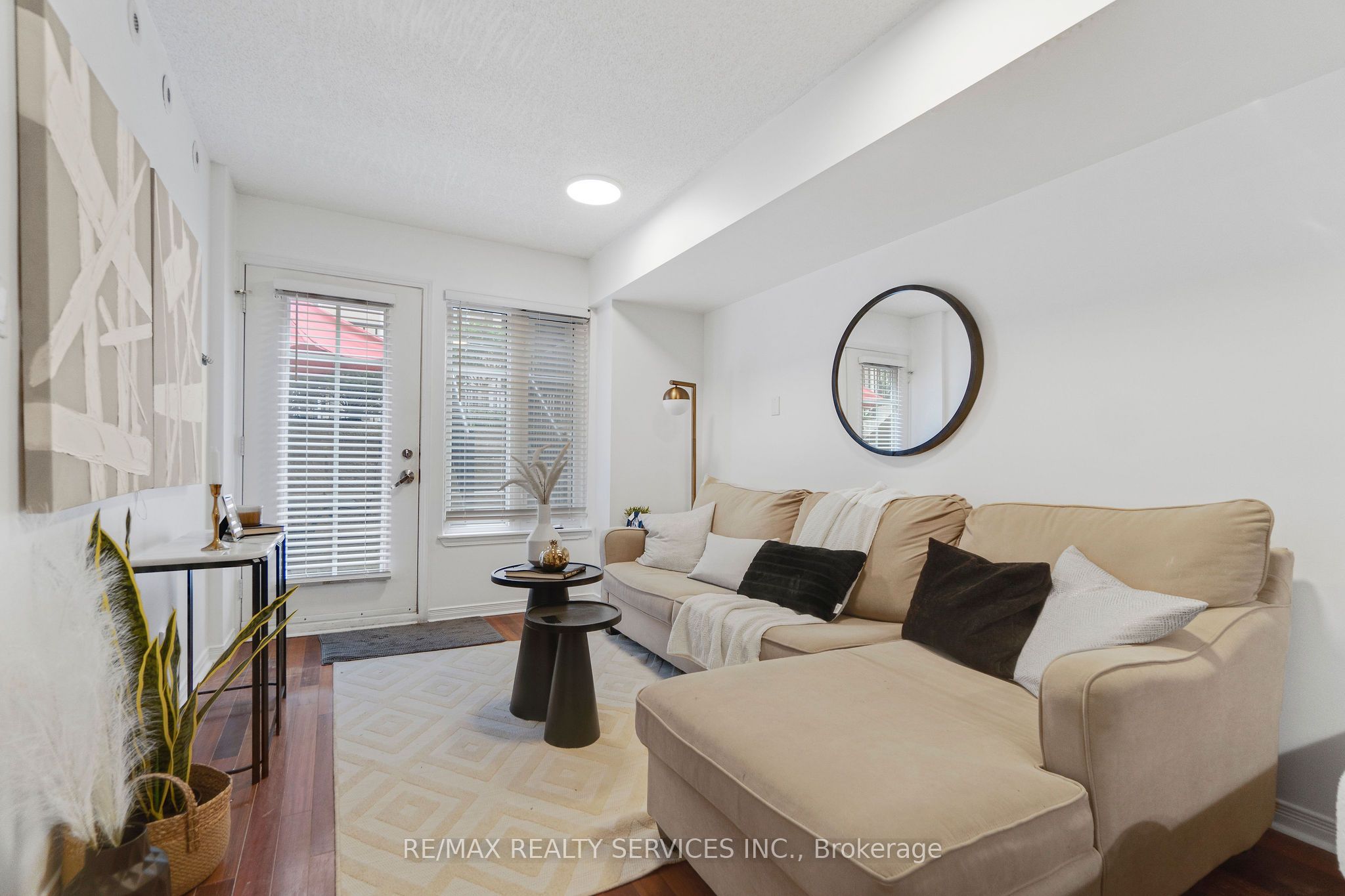 38 Western Battery Road 632, Toronto, ON M6K 3N9 photo 4