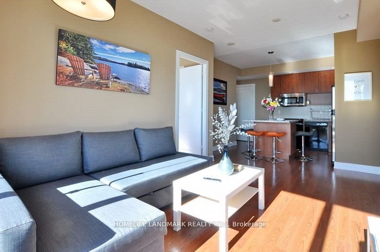 120 Homewood Avenue 1807, Toronto, ON M4Y 2J3 photo 4