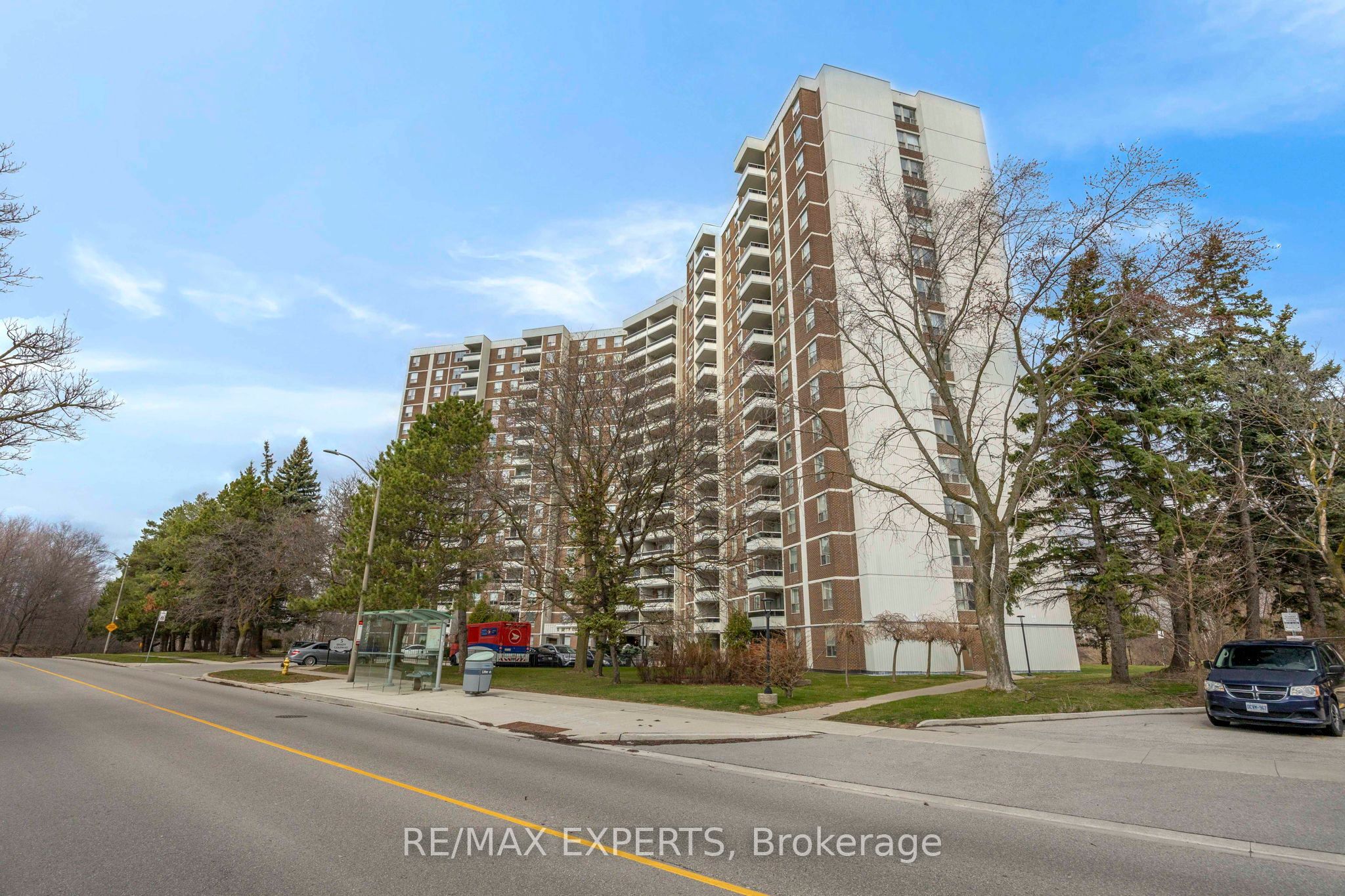 5 Shady Golfway 1417, Toronto, ON M3C 3A5 photo 2