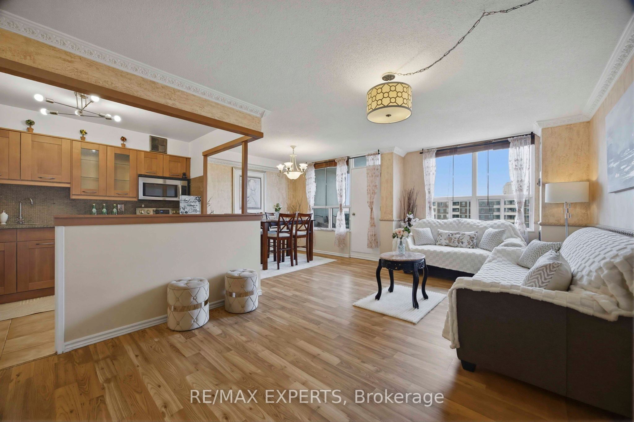 5 Shady Golfway 1417, Toronto, ON M3C 3A5 photo 5