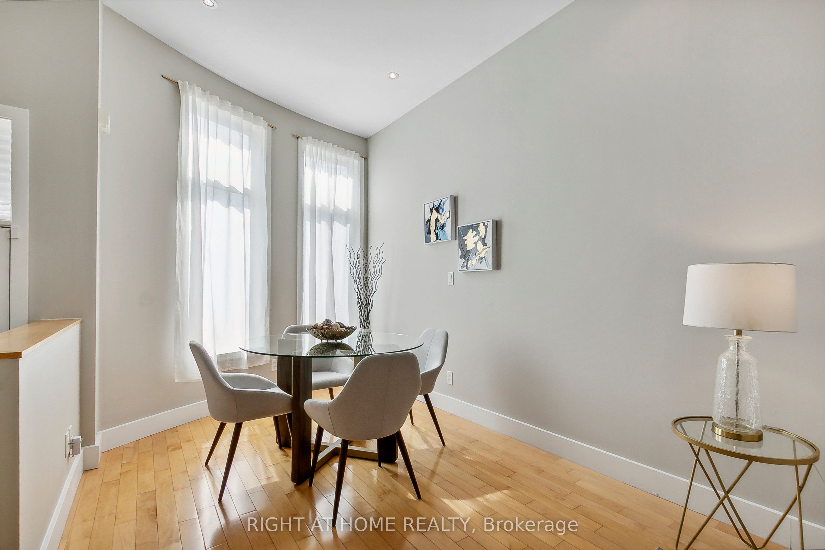 488 King Street E, Toronto, ON M5A 1L8 photo 5