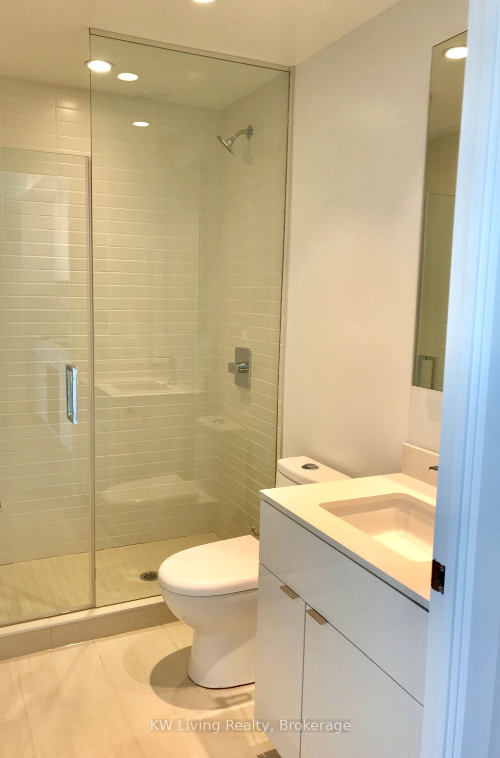 7 Grenville Street 2512, Toronto, ON M4Y 0E9 photo 4