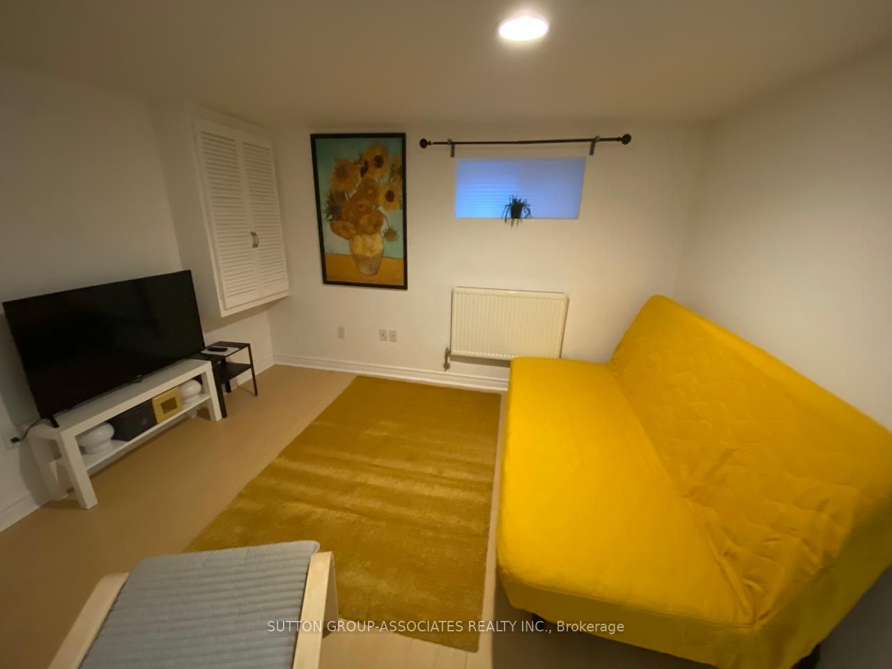 184 Madison Avenue Basement, Toronto, ON M5R 2S5 photo 3