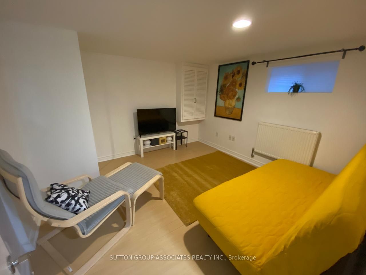 184 Madison Avenue Basement, Toronto, ON M5R 2S5 photo 4