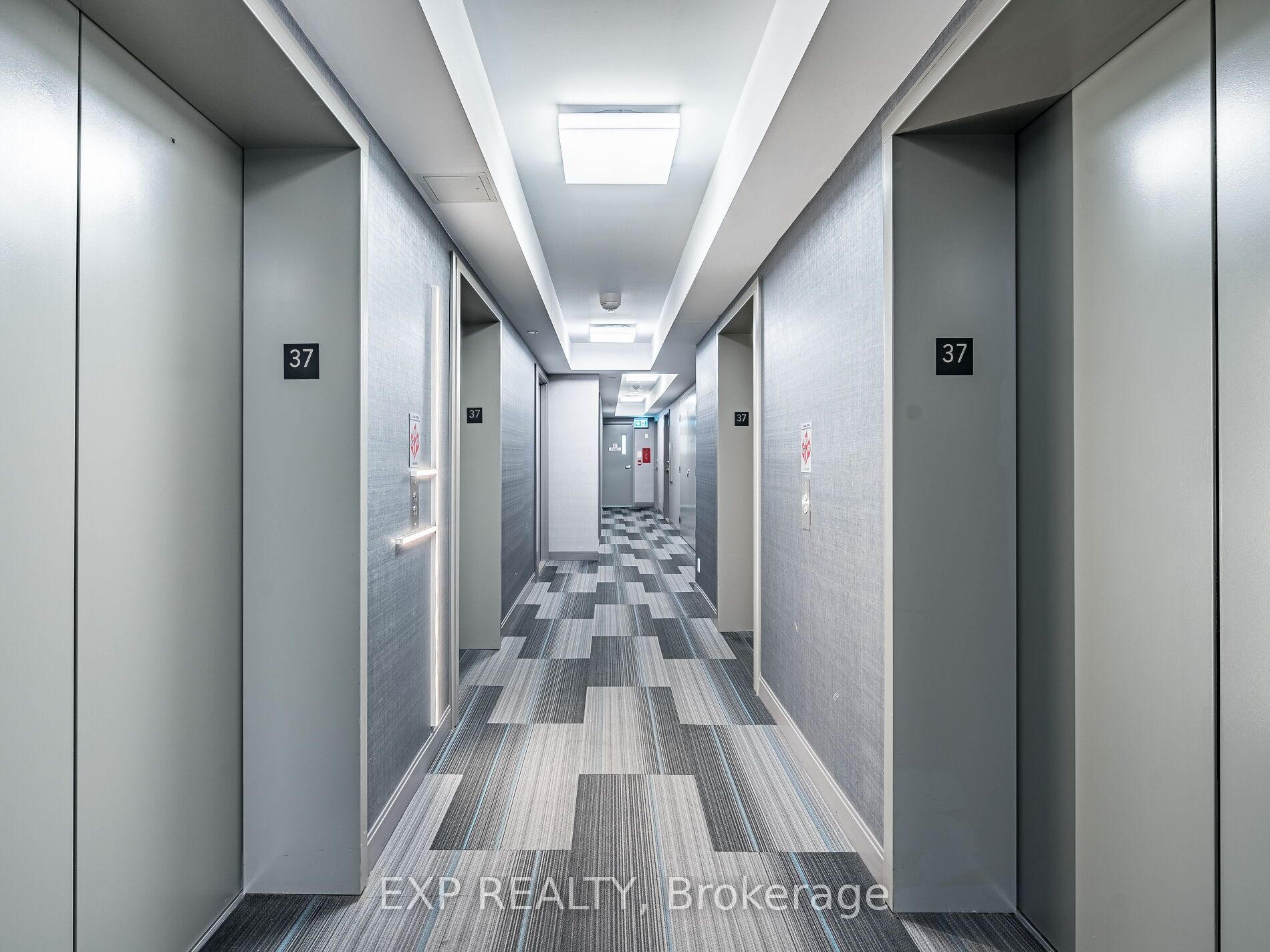 181 Dundas Street E 3708, Toronto, ON M5A 0N5 photo 5