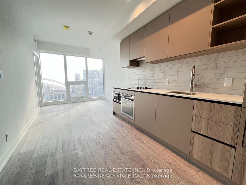 55 Mercer Street 1201, Toronto, ON M5V 0W4