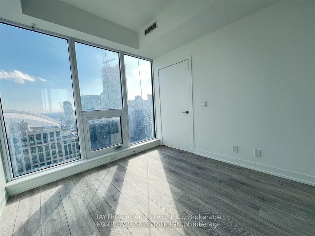 55 Mercer Street 1201, Toronto, ON M5V 0W4 photo 4