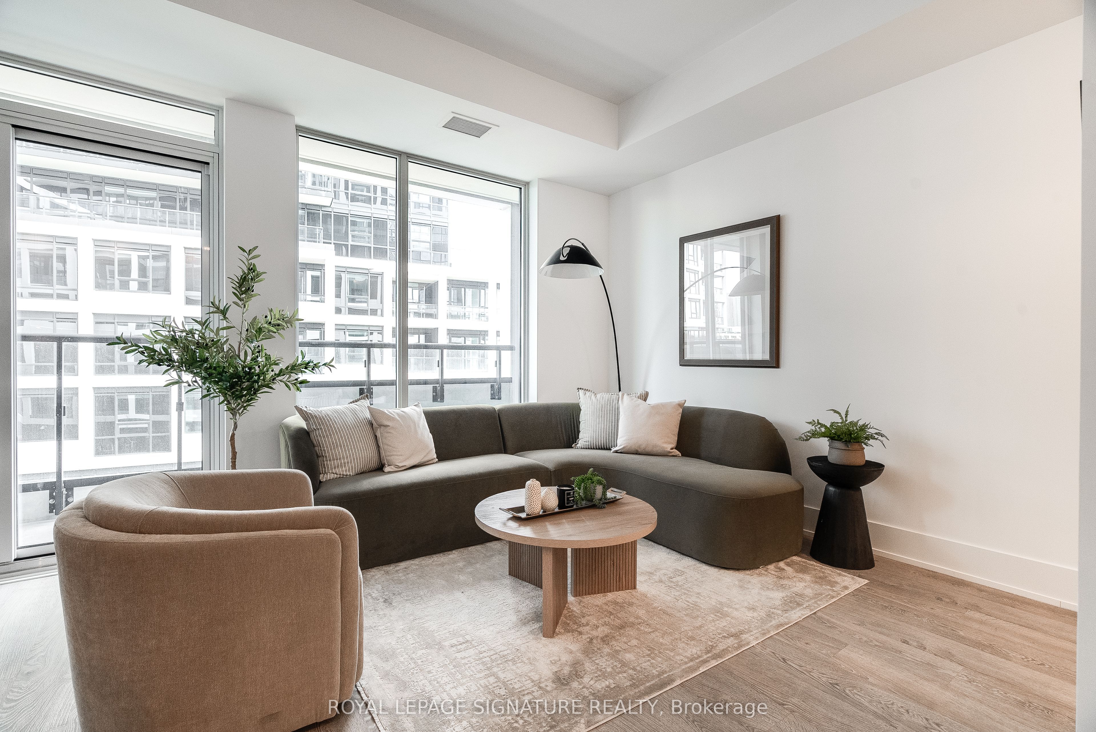 115 Denison Avenue 501, Toronto, ON M5T 2N1 photo 2