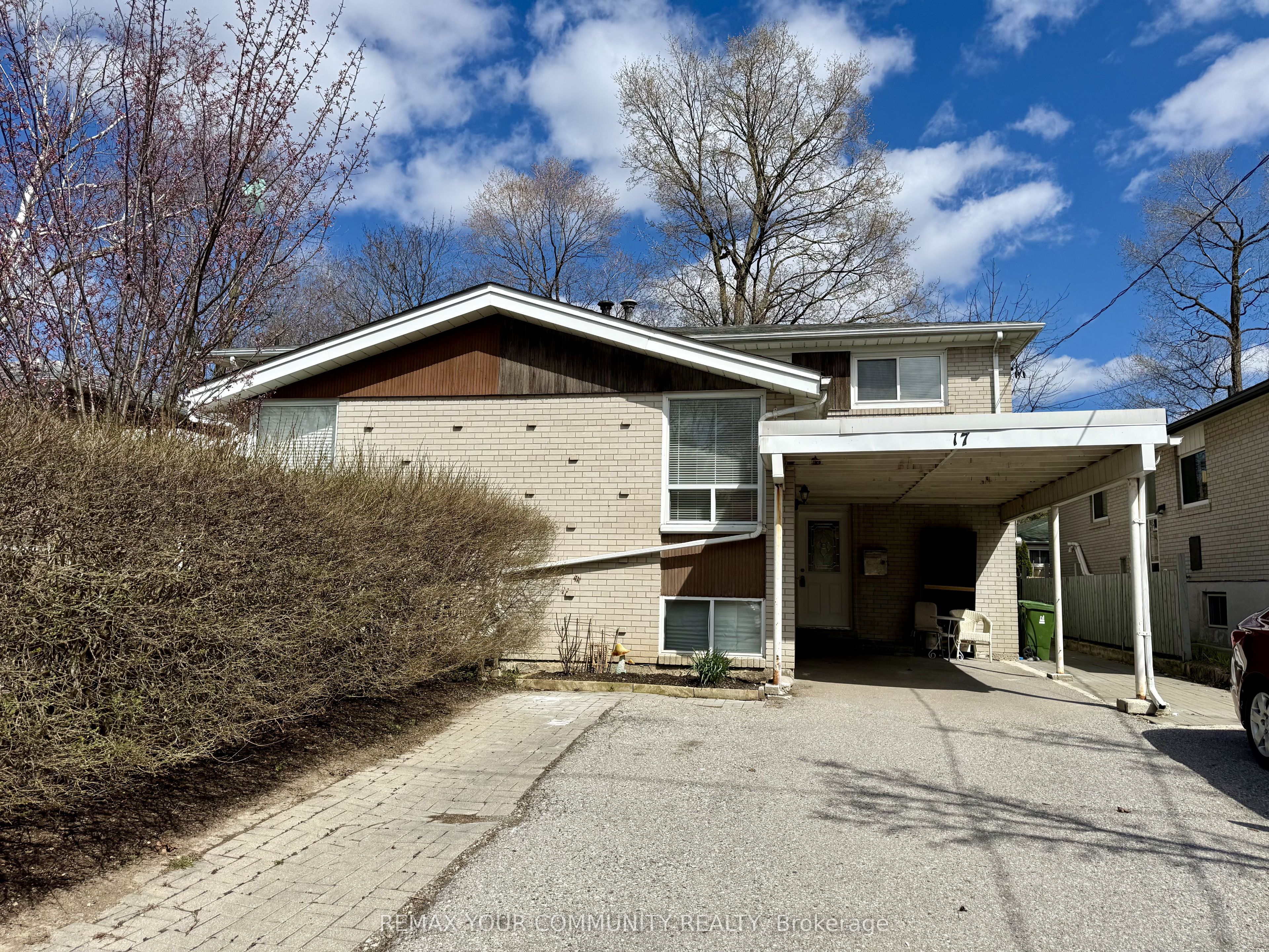 17 Regatta Crescent Upper, Toronto, ON M2R 2X7 photo 4