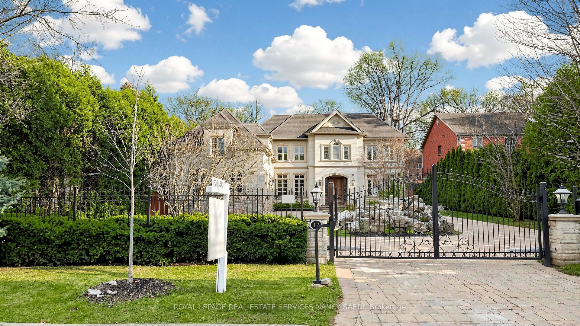 17 Truman Road, Toronto, ON M2L 2L4 photo 2