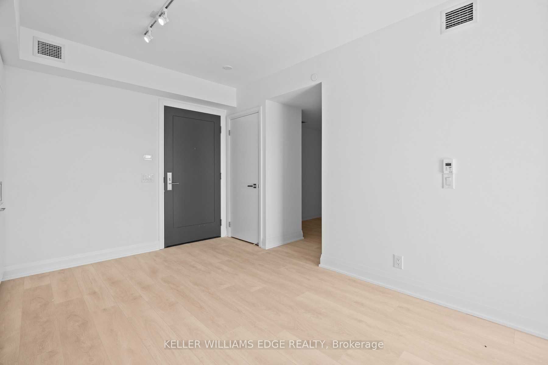 33 Frederick Todd Way 507, Toronto, ON M4G 0C9 photo 4