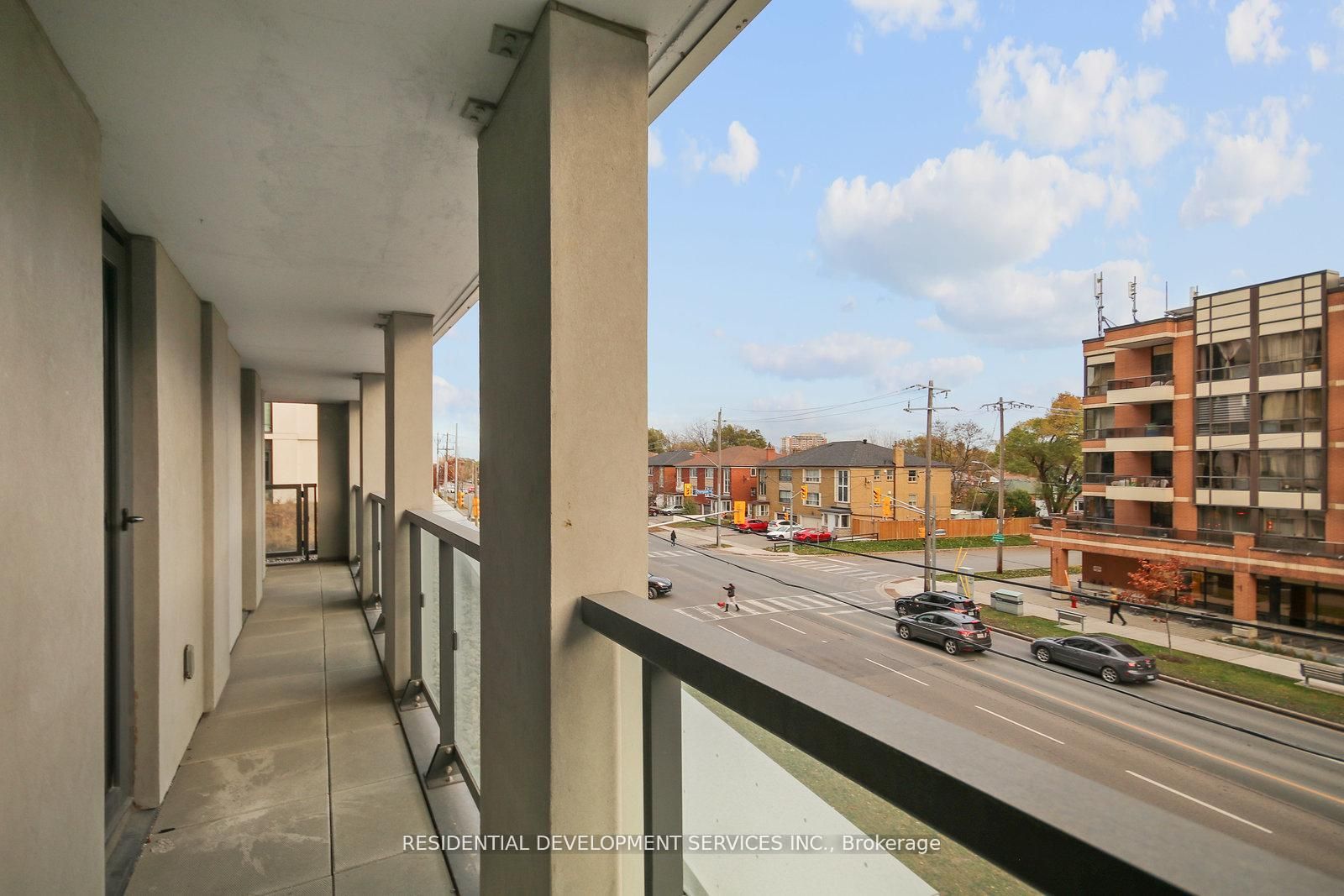 500 Wilson Avenue 303, Toronto, ON M3H 5Y9 photo 2