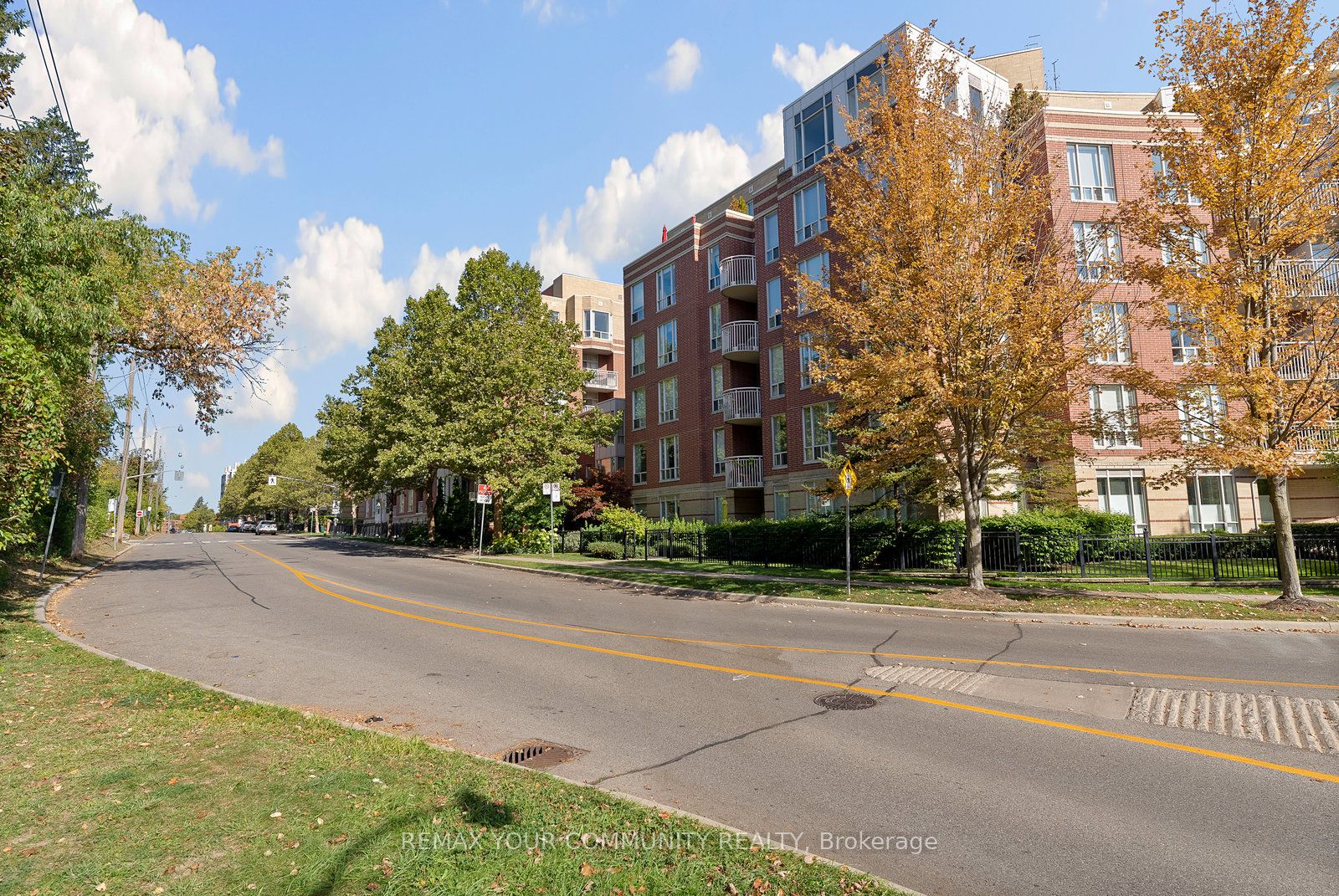 451 Rosewell Avenue S 105, Toronto, ON M4R 2H8
