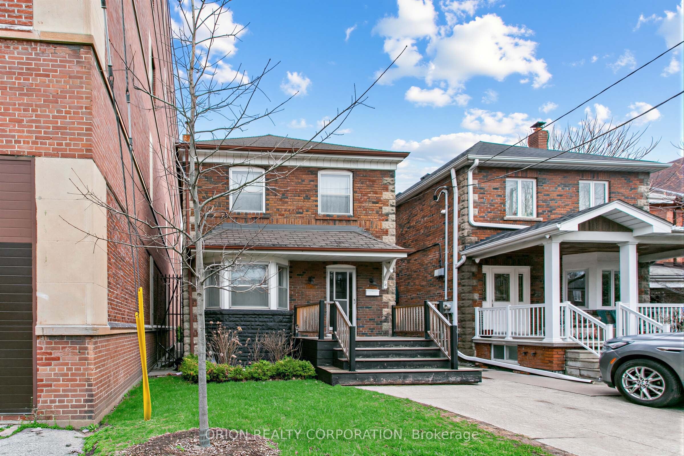 76 S St Annes Road, Toronto, ON M6J 3J9 photo 2