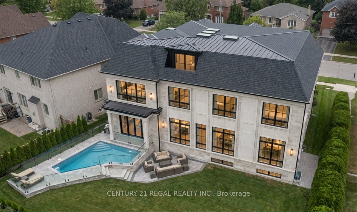 11 Montressor Drive, Toronto, ON M2P 1Y9 photo 4