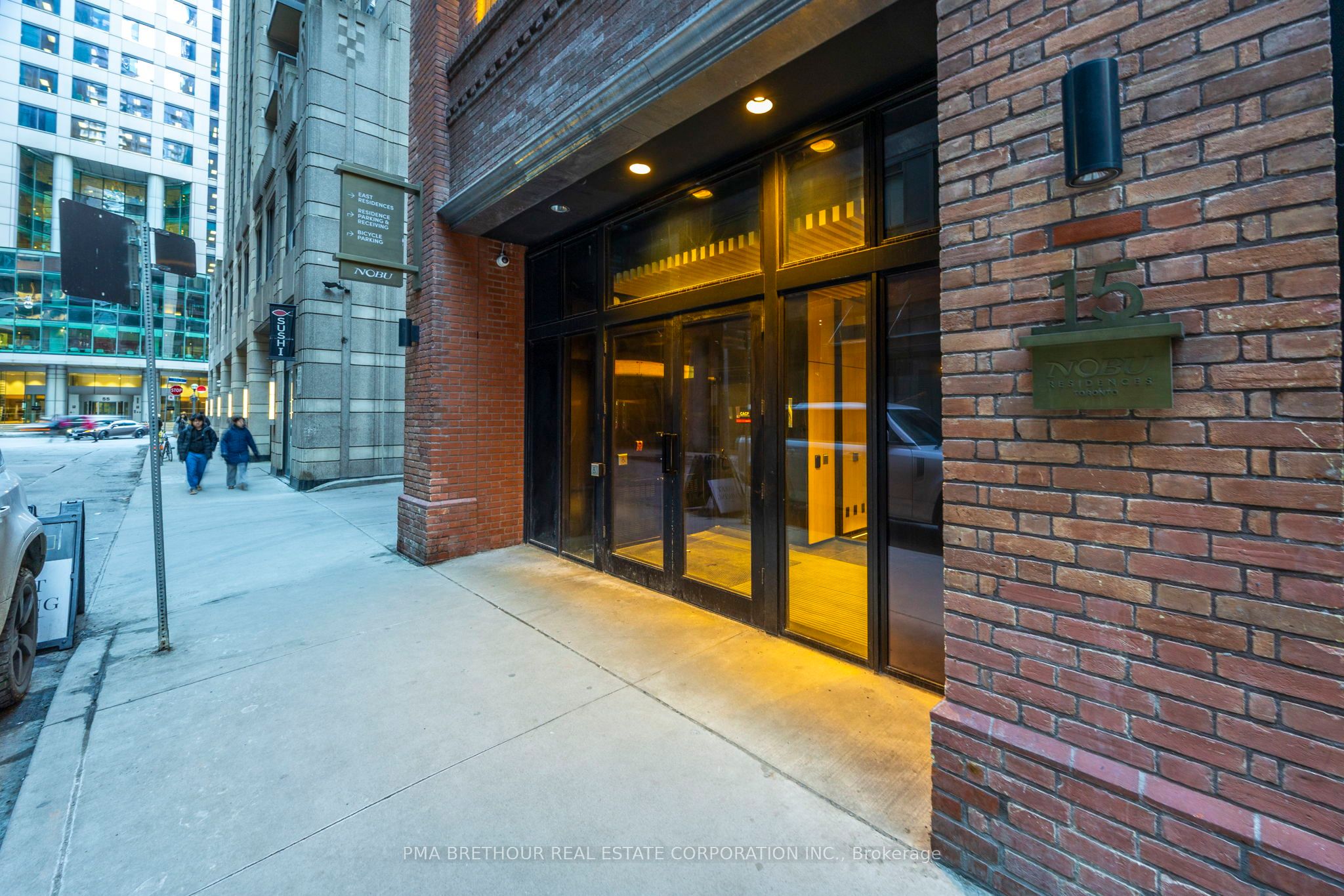 15 Mercer Street 518, Toronto, ON M5V 0T8 photo 2