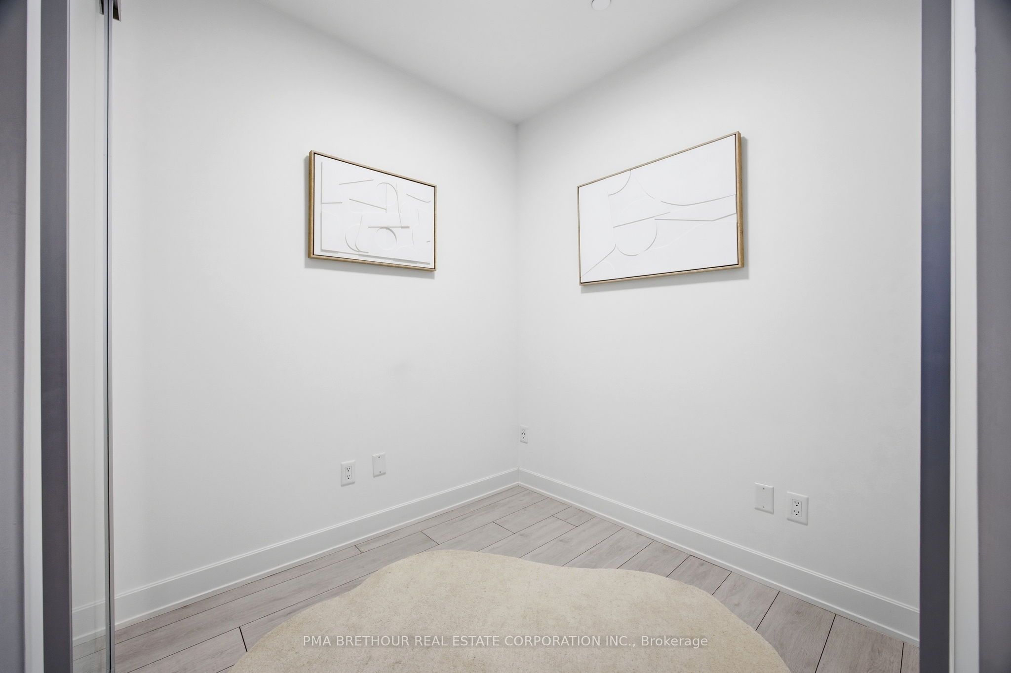 15 Mercer Street 518, Toronto, ON M5V 0T8 photo 5
