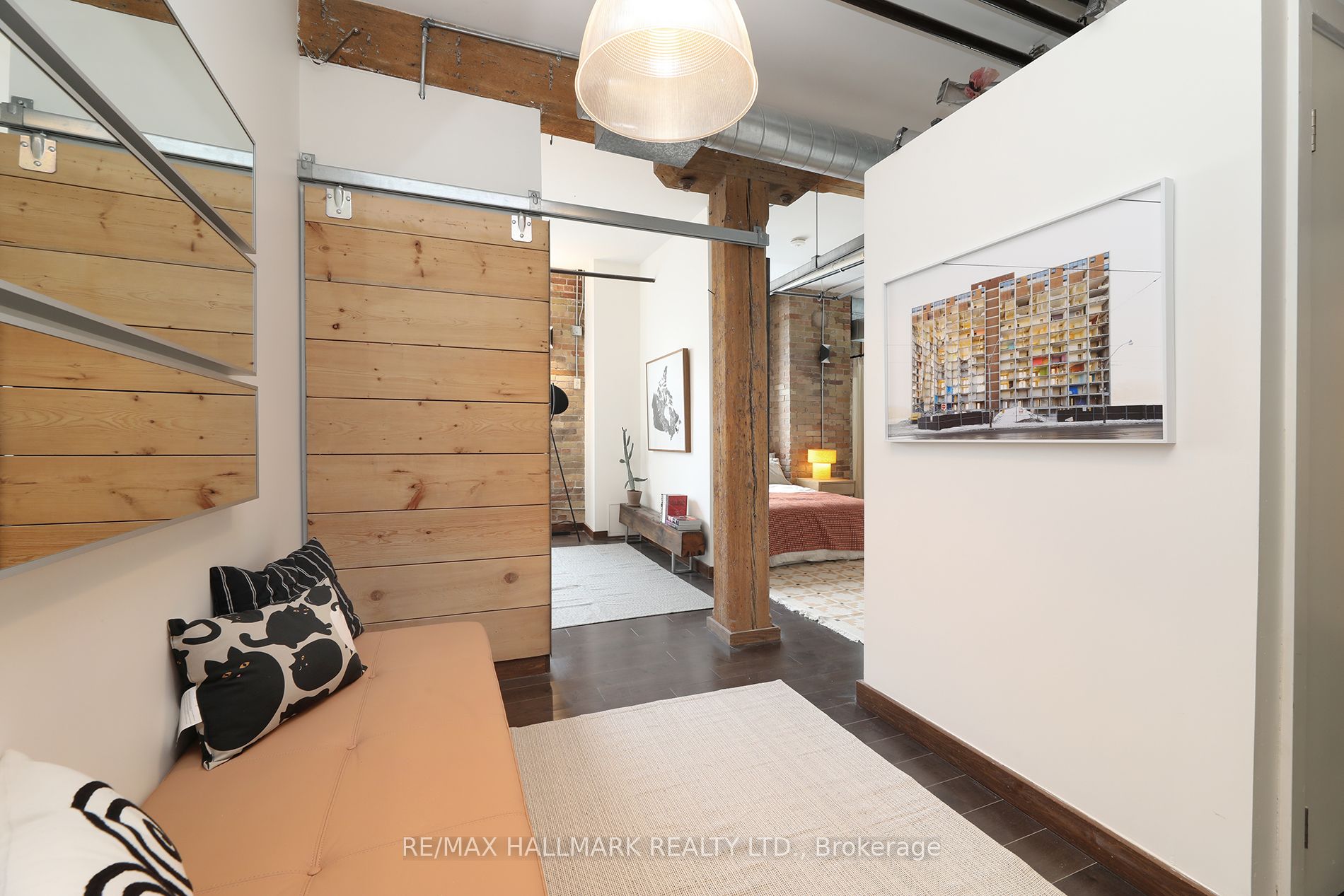 189 Queen Street E 7, Toronto, ON M5A 1S2 photo 3