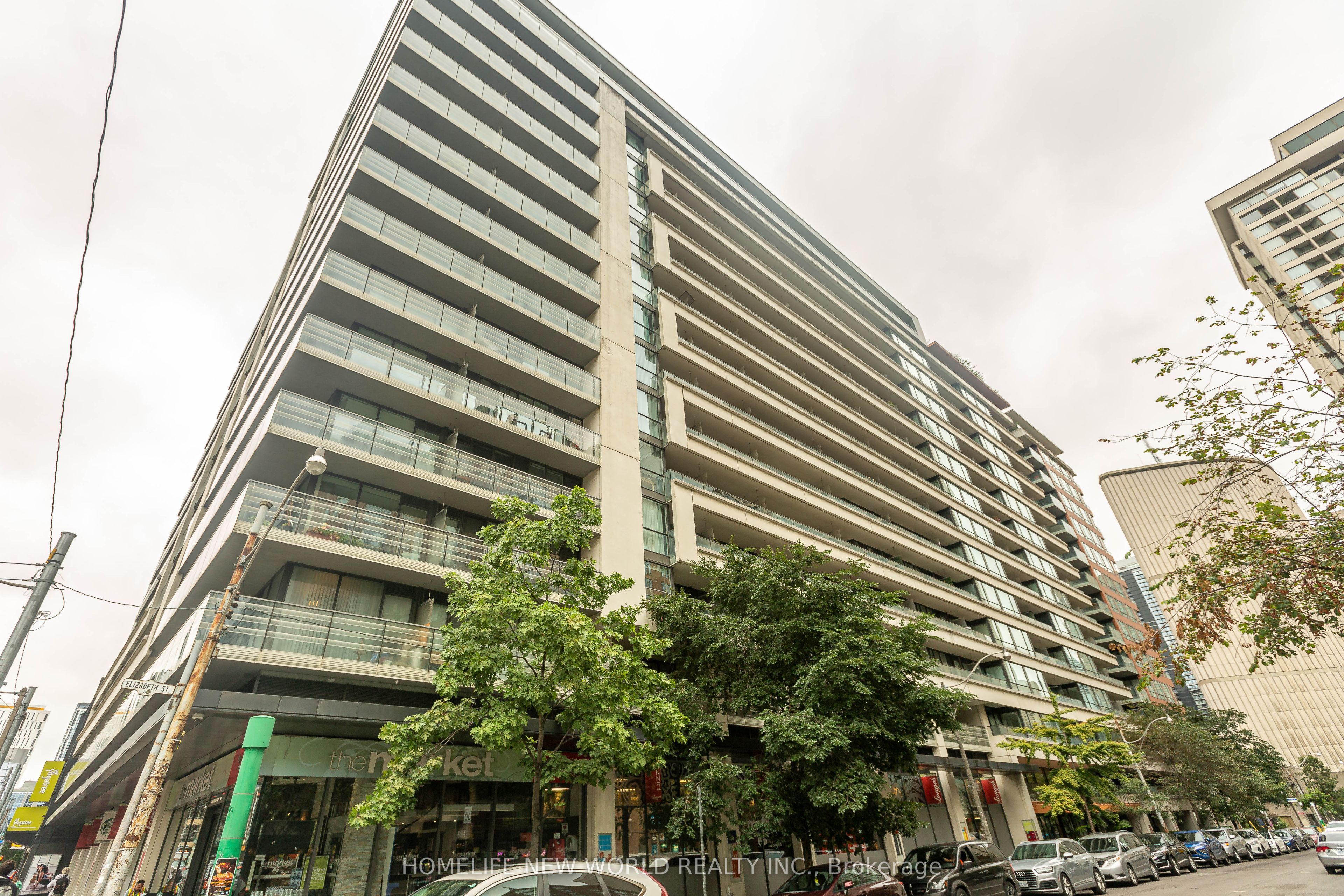 111 Elizabeth Street 951, Toronto, ON M5G 1P7