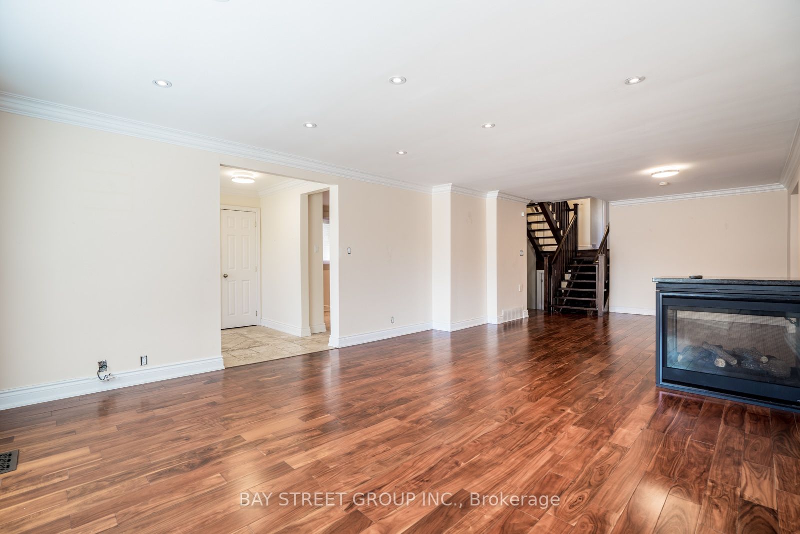 38 Foursome Crescent, Toronto, ON M2P 1W3 photo 3