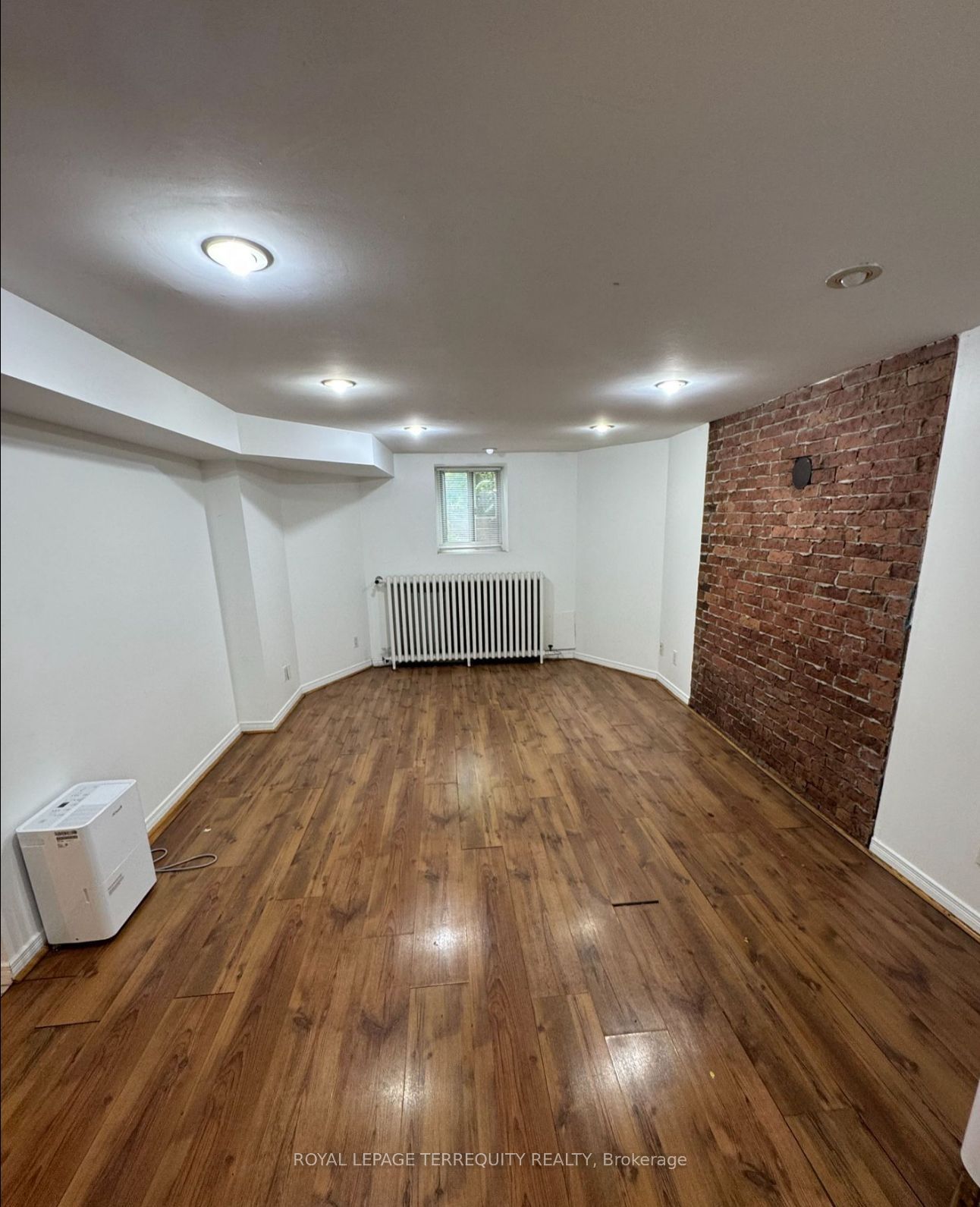 42 Keewatin Avenue Bsmt 1, Toronto, ON M4P 1Z8