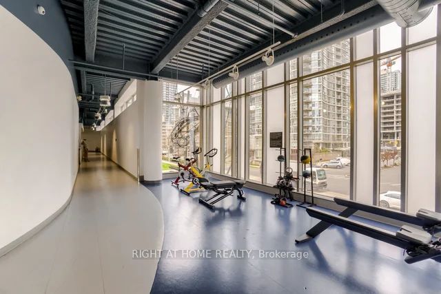 10 Navy Wharf Court 2107, Toronto, ON M5V 3V2 photo 4