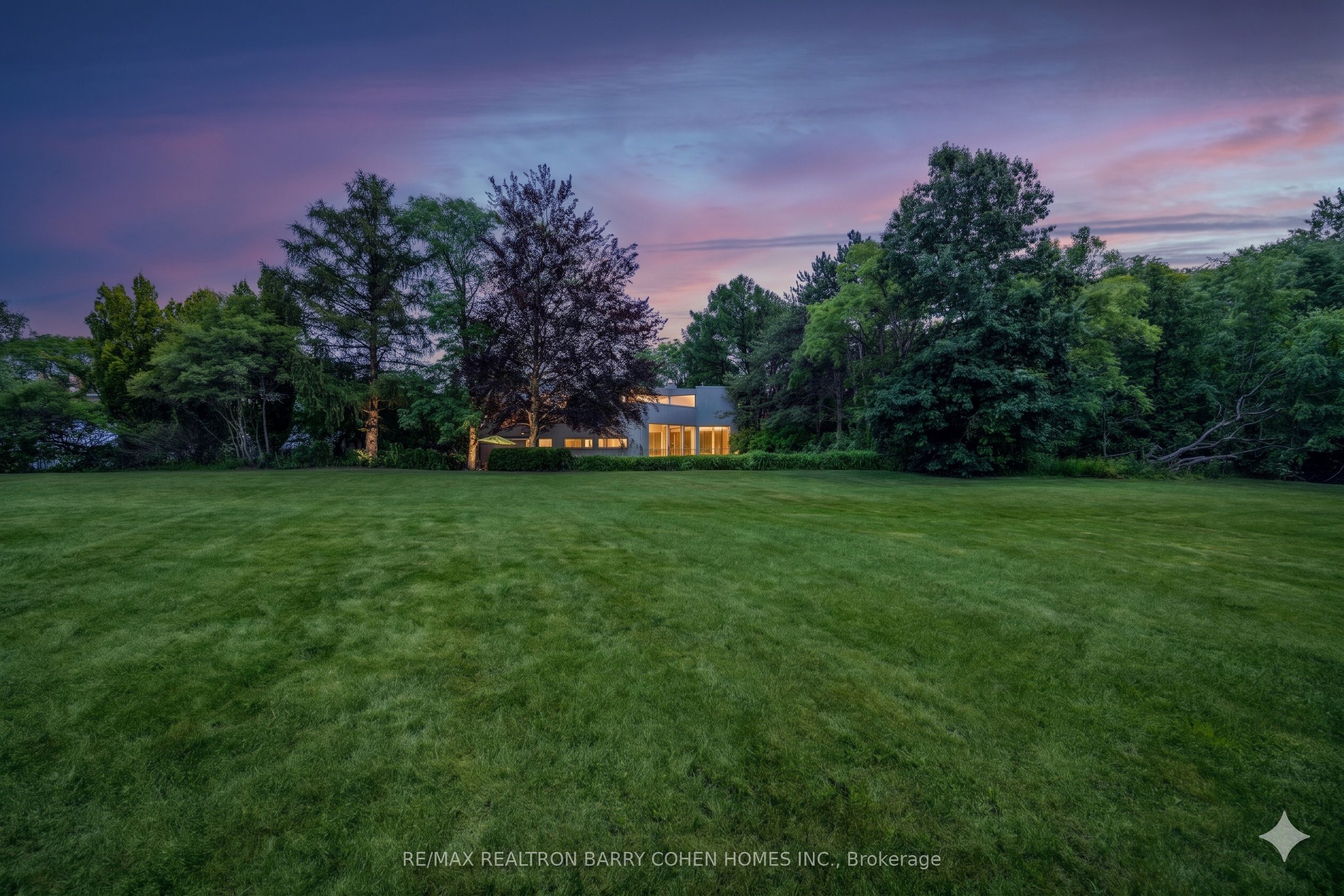 10 Penwood Crescent, Toronto, ON M3B 2B9 photo 5