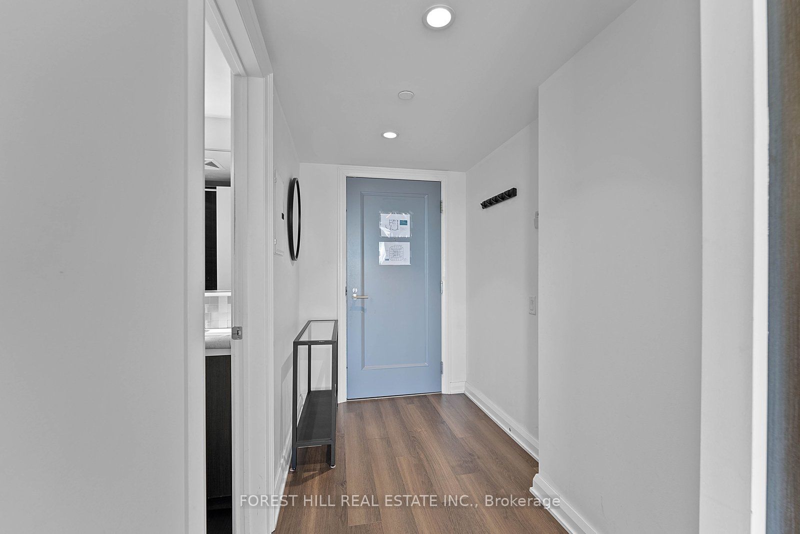 155 Yorkville Avenue 2917, Toronto, ON M5R 0B4 photo 3