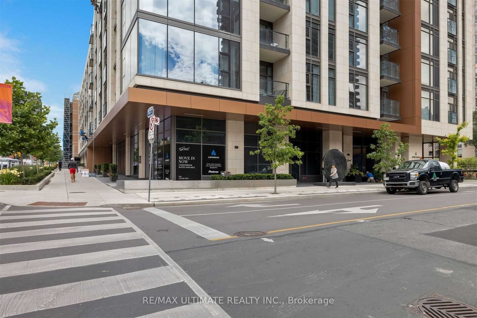 6 Jackes Avenue 206, Toronto, ON M4T 0A5 photo 3