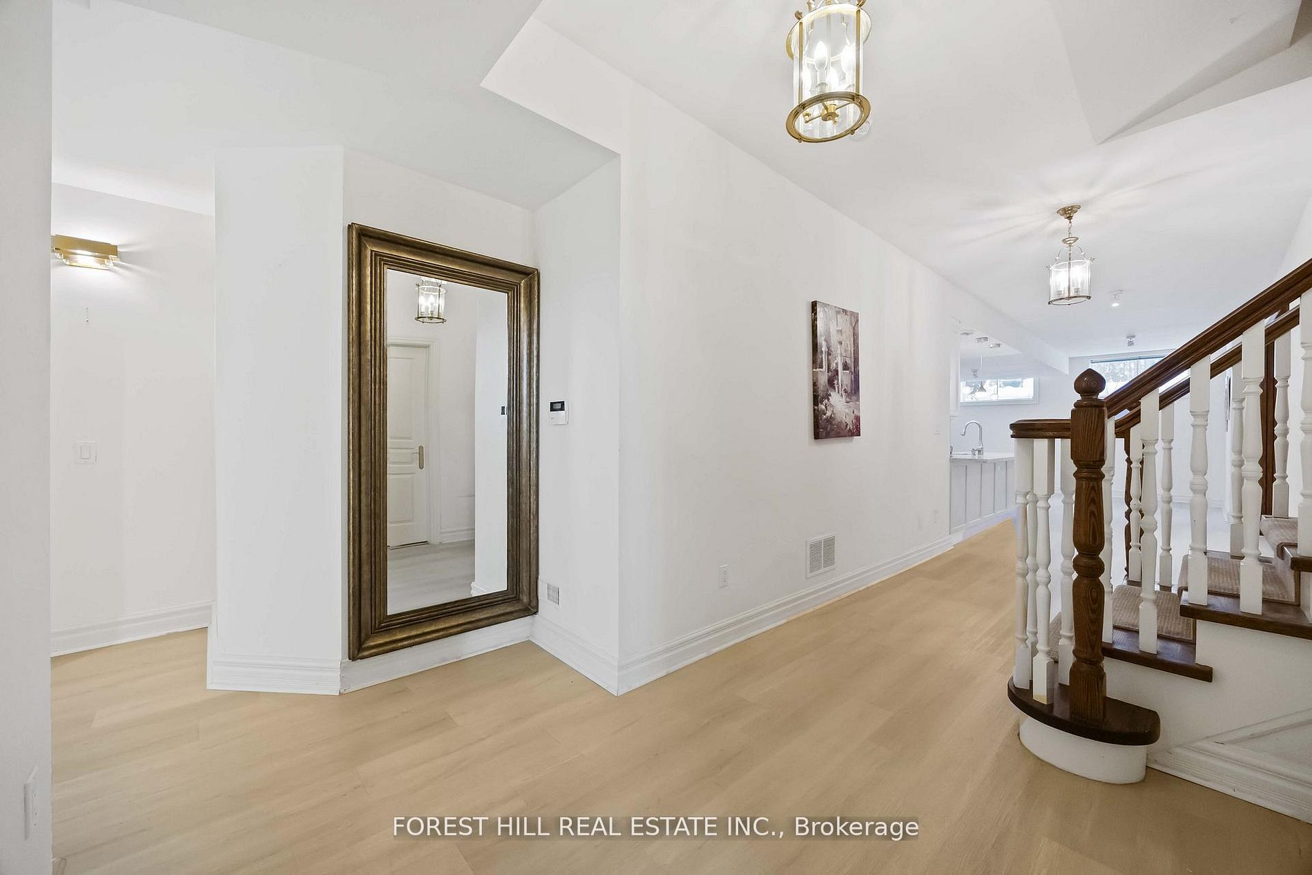 42 Cotswold Crescent Lower, Toronto, ON M2P 1N2 photo 3