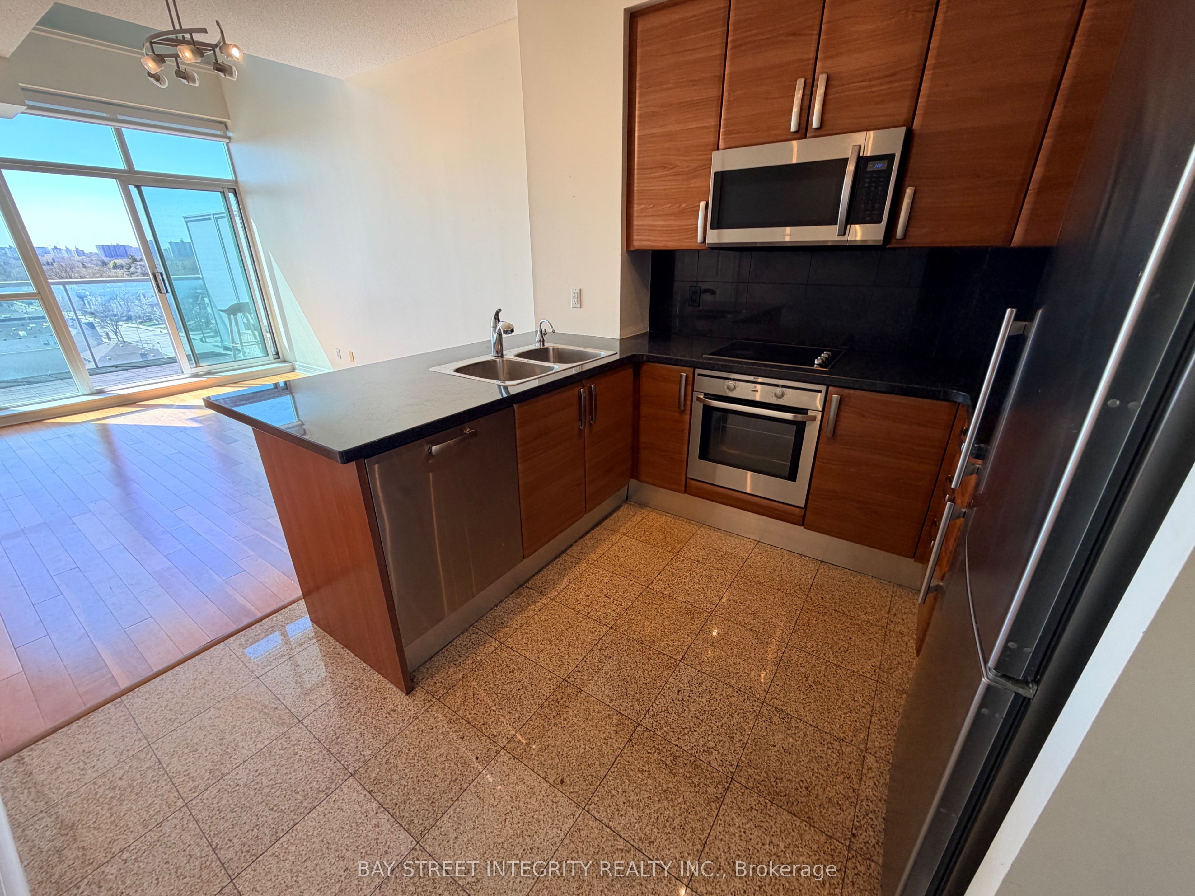 1 Avondale Avenue 612, Toronto, ON M2N 7J1 photo 2