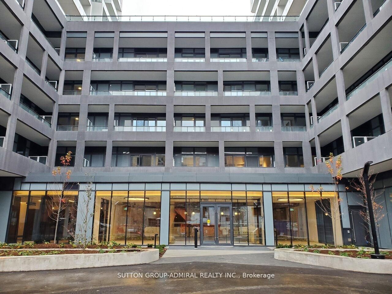 9 Tecumseth Street 306, Toronto, ON M5V 3G4