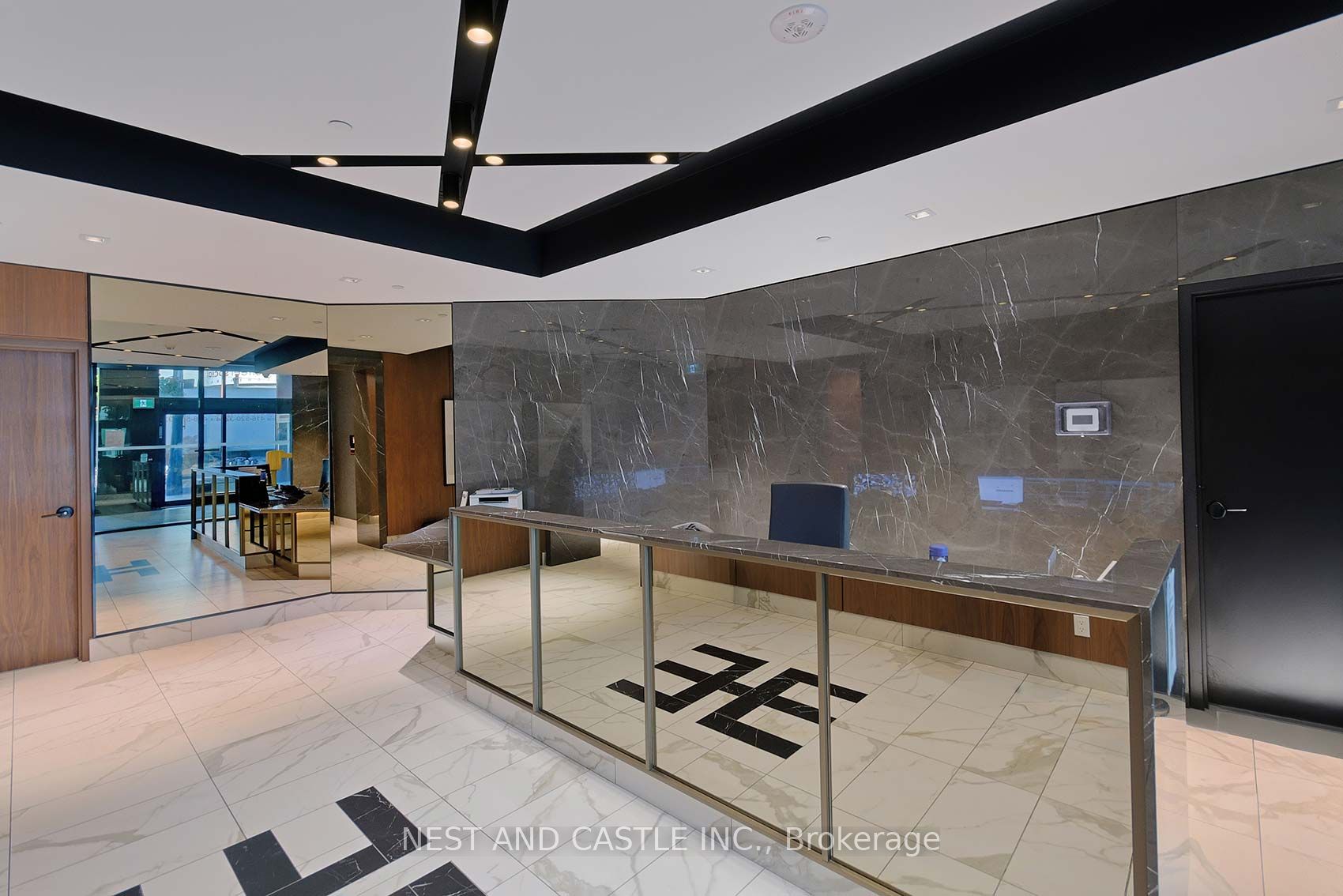 327 King Street W 4104, Toronto, ON M5V 1J9 photo 5