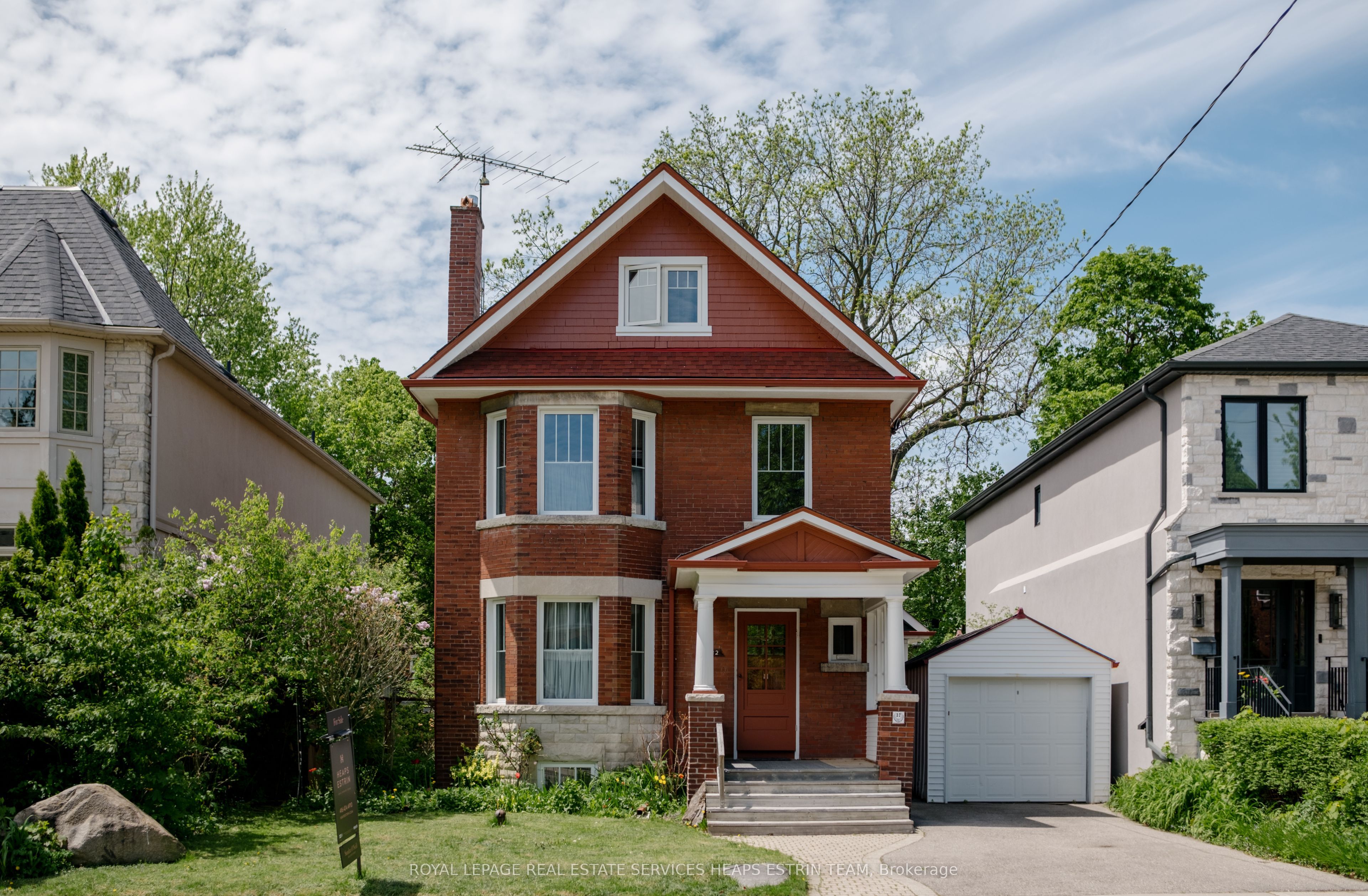 32 Belcourt Road, Toronto, ON M4S 2T9 photo 2