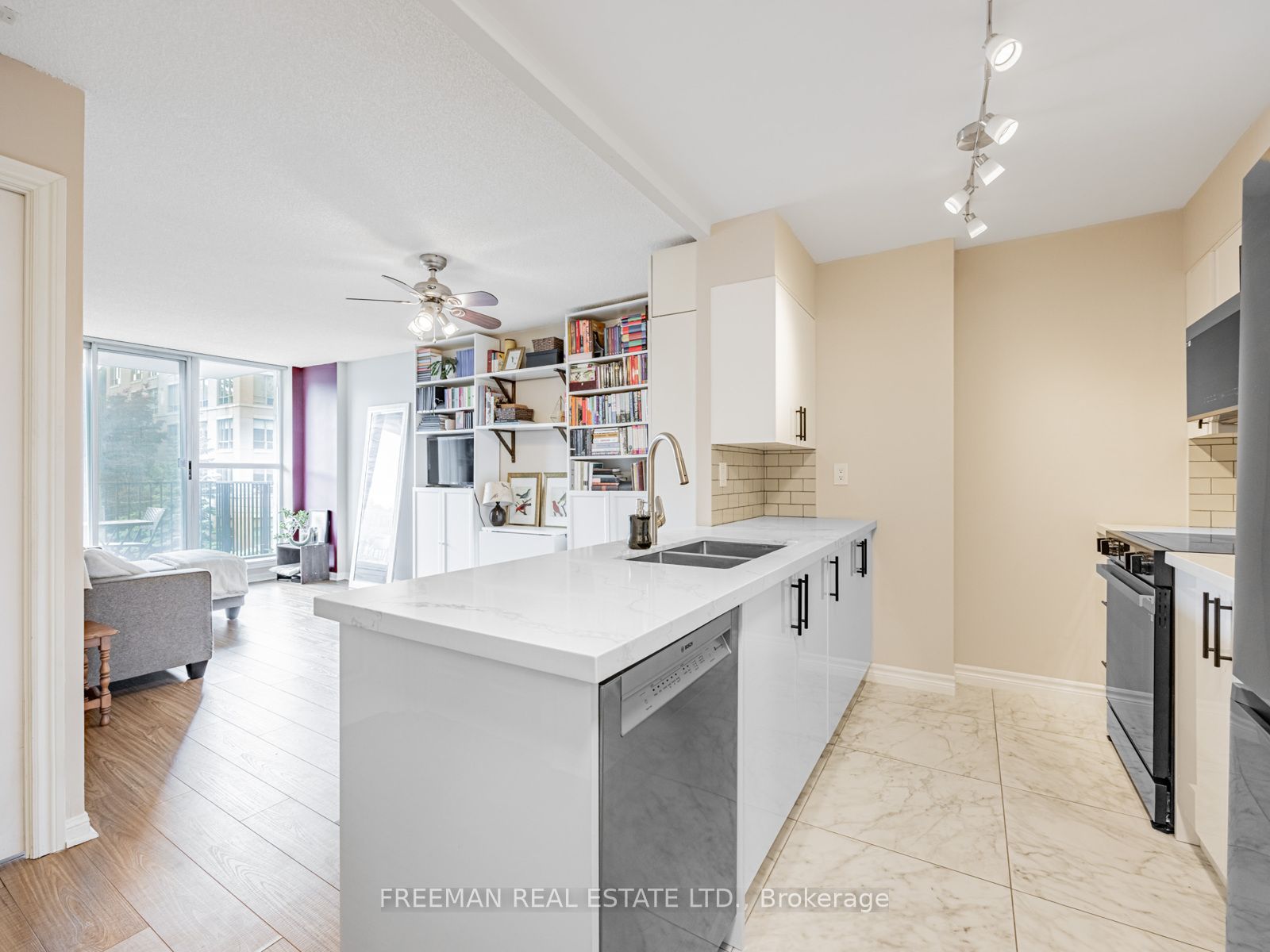 260 Merton Street 508, Toronto, ON M4S 3G2 photo 5