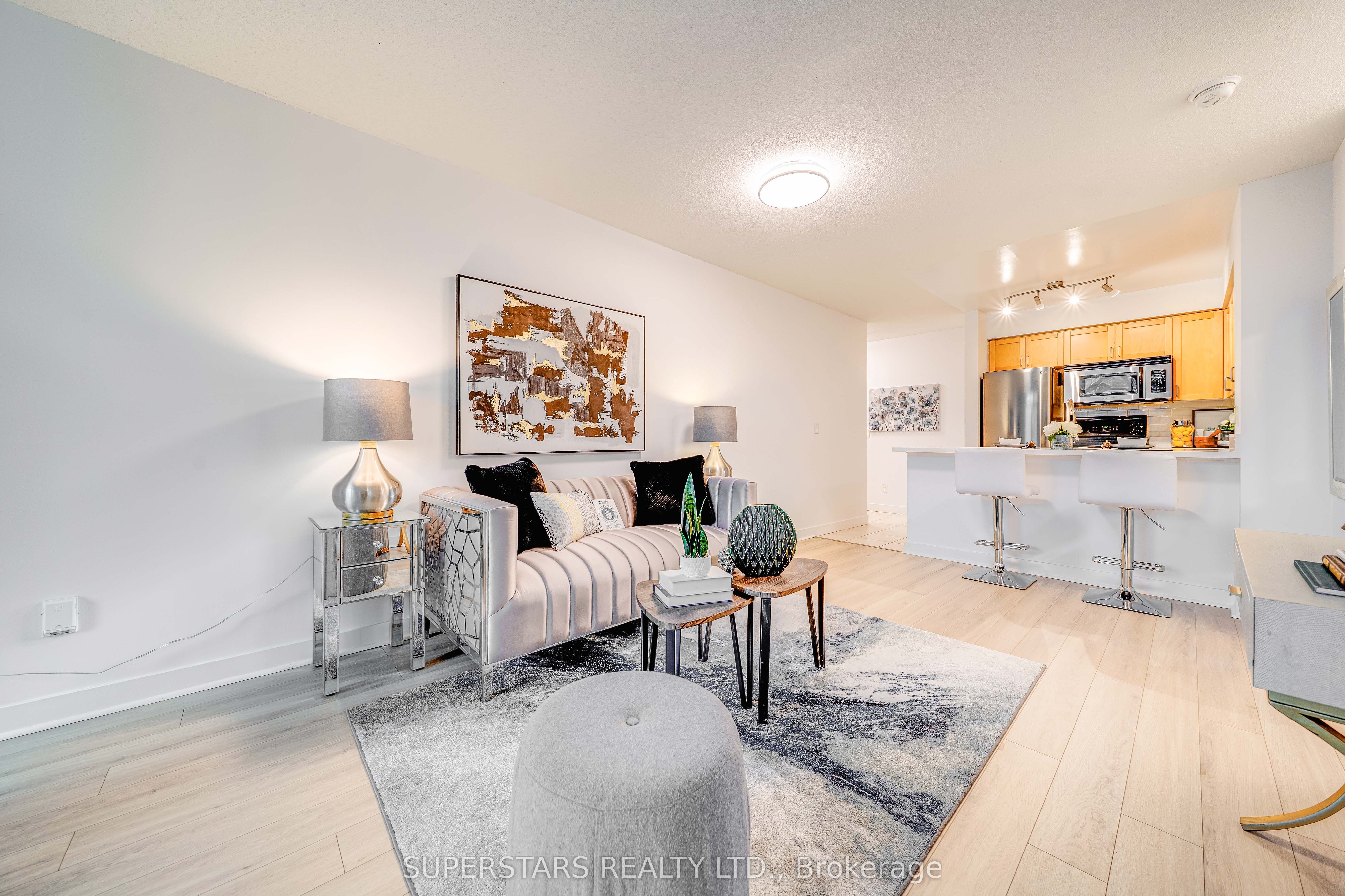 50 Lynn Williams Street 506, Toronto, ON M6K 3R9 photo 2