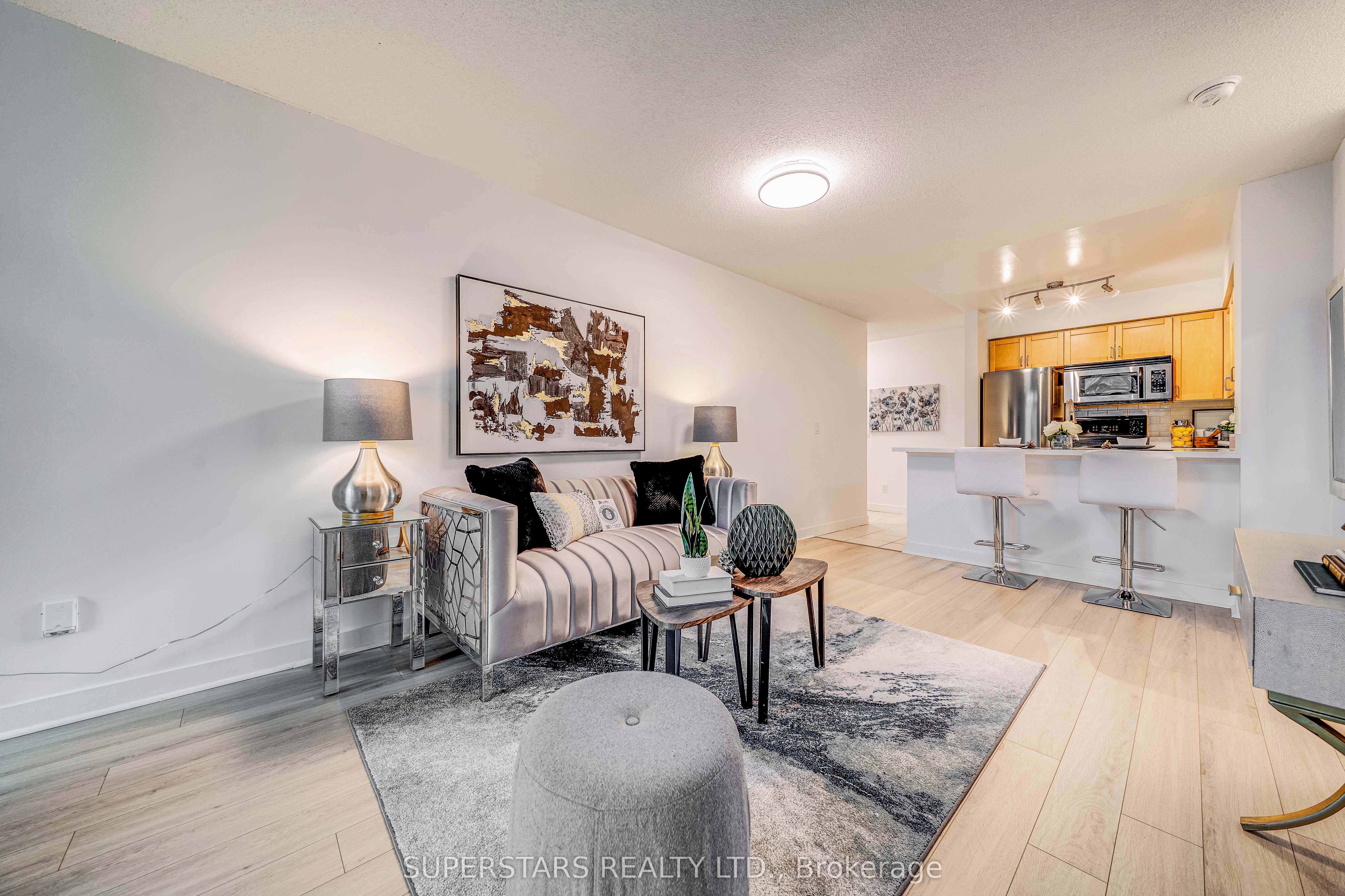 50 Lynn Williams Street 506, Toronto, ON M6K 3R9 photo 5