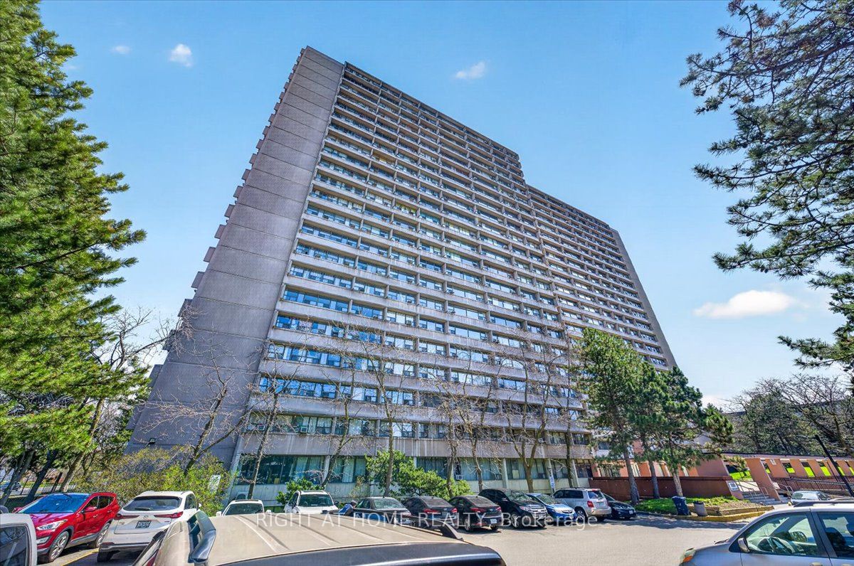 100 Leeward Glenway 708, Toronto, ON M3C 2Z1 photo 2