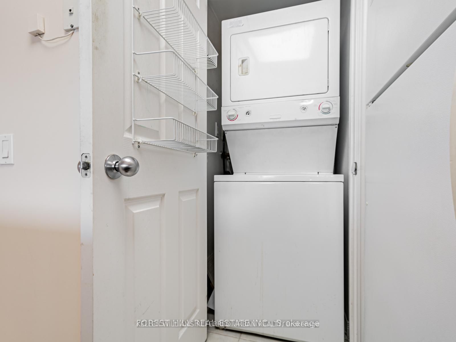 30 Harrison Garden Boulevard 1501, Toronto, ON M2N 7A9 photo 5