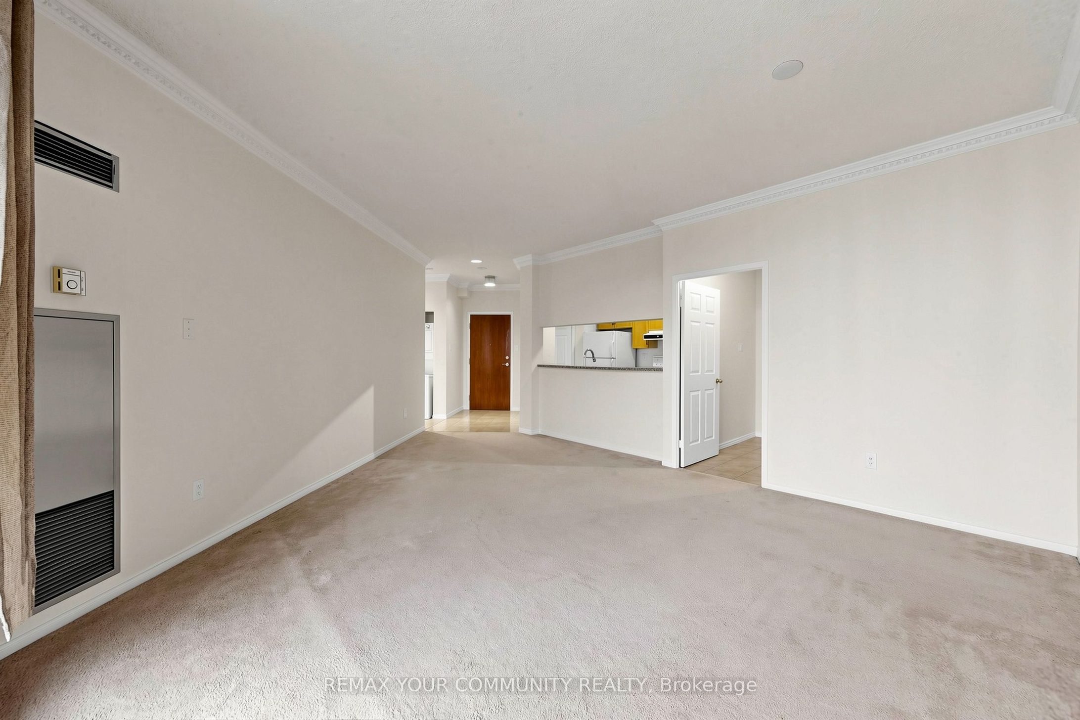 800 Sheppard Avenue W 506, Toronto, ON M3H 6B4 photo 5