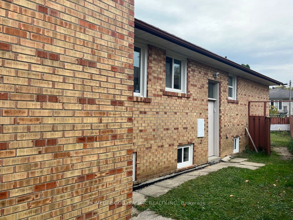 244 Maxwell (Basement) Street, Toronto, ON M3H 5B7